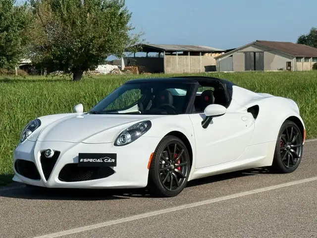 Alfa Romeo 4C 4C Spider "SOLO 9.500 KM" PARI NUOVO