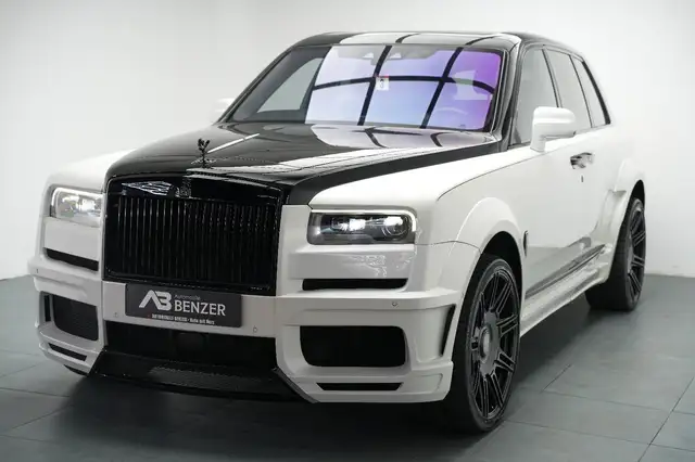 Rolls-Royce Cullinan /NOVITEC/WIDEBODY/24''/FOND TV/STERNEHIM