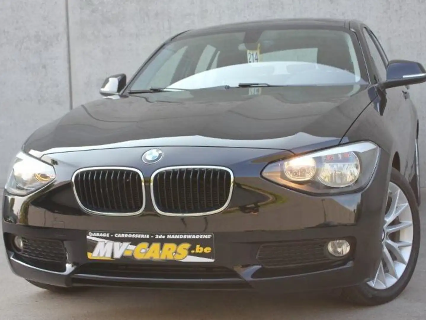 BMW 116 BMW 116i/5-deur/Pdc/Zetelv./Scherm/Bluetooth Schwarz - 1