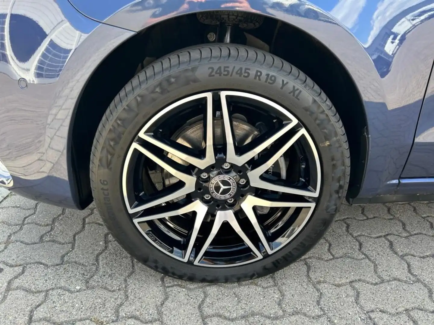 Mercedes-Benz Marco Polo 300 d 4MATIC EDITION AMG MBUX+STHZG+AHK+LED Blauw - 2