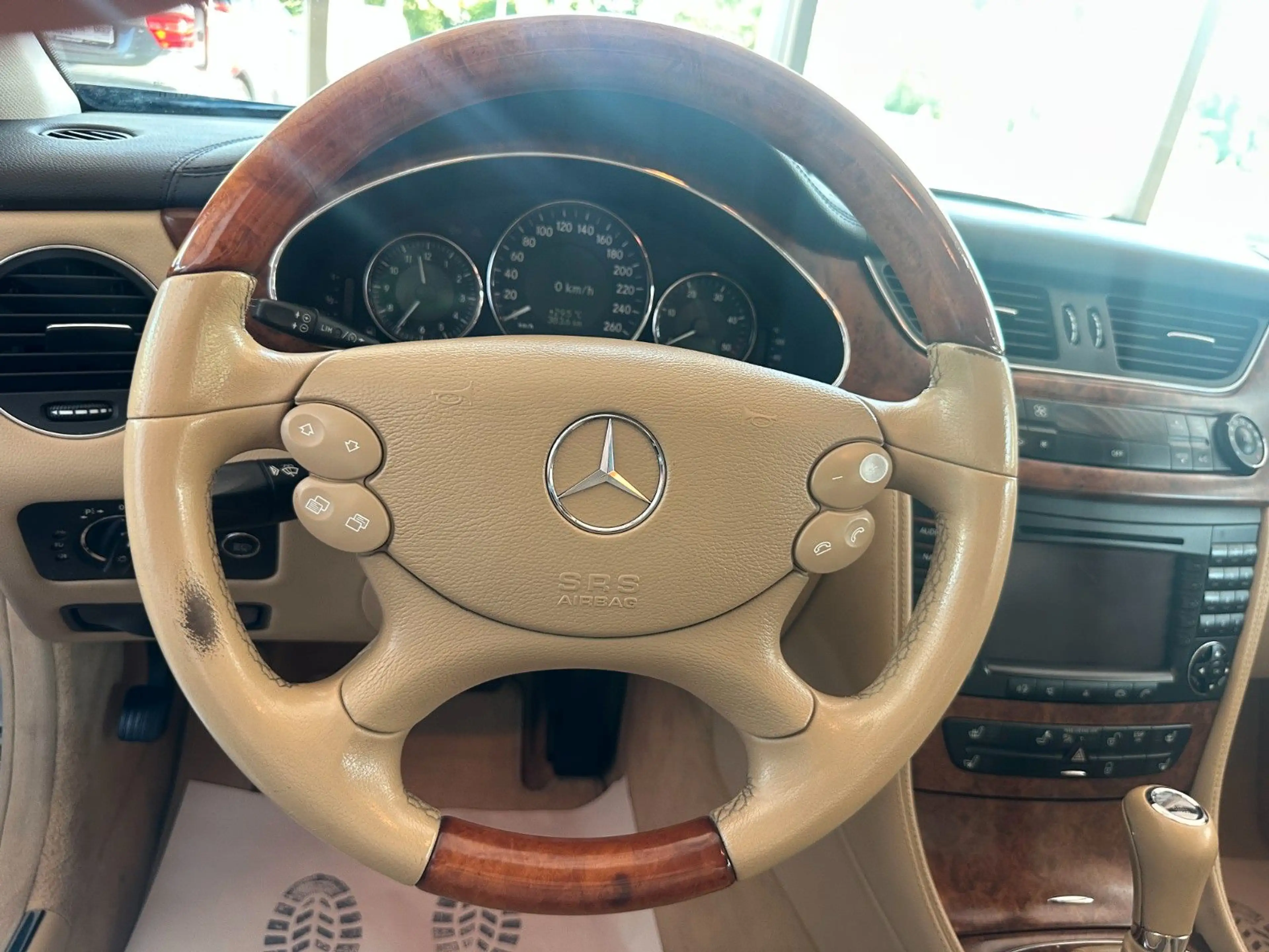 Mercedes-Benz CLS 320 CDI * Beige / TOP * — photo 6