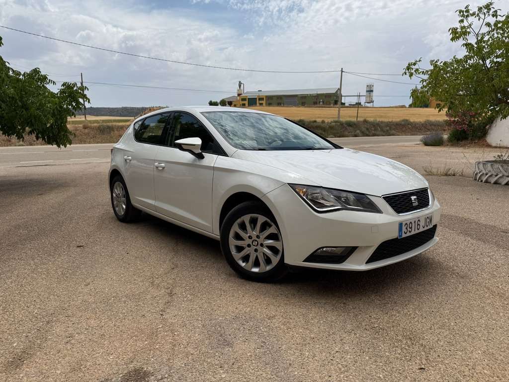 SEAT Leon ST 1.6TDI CR S&S Style DSG7 110 - foto 1