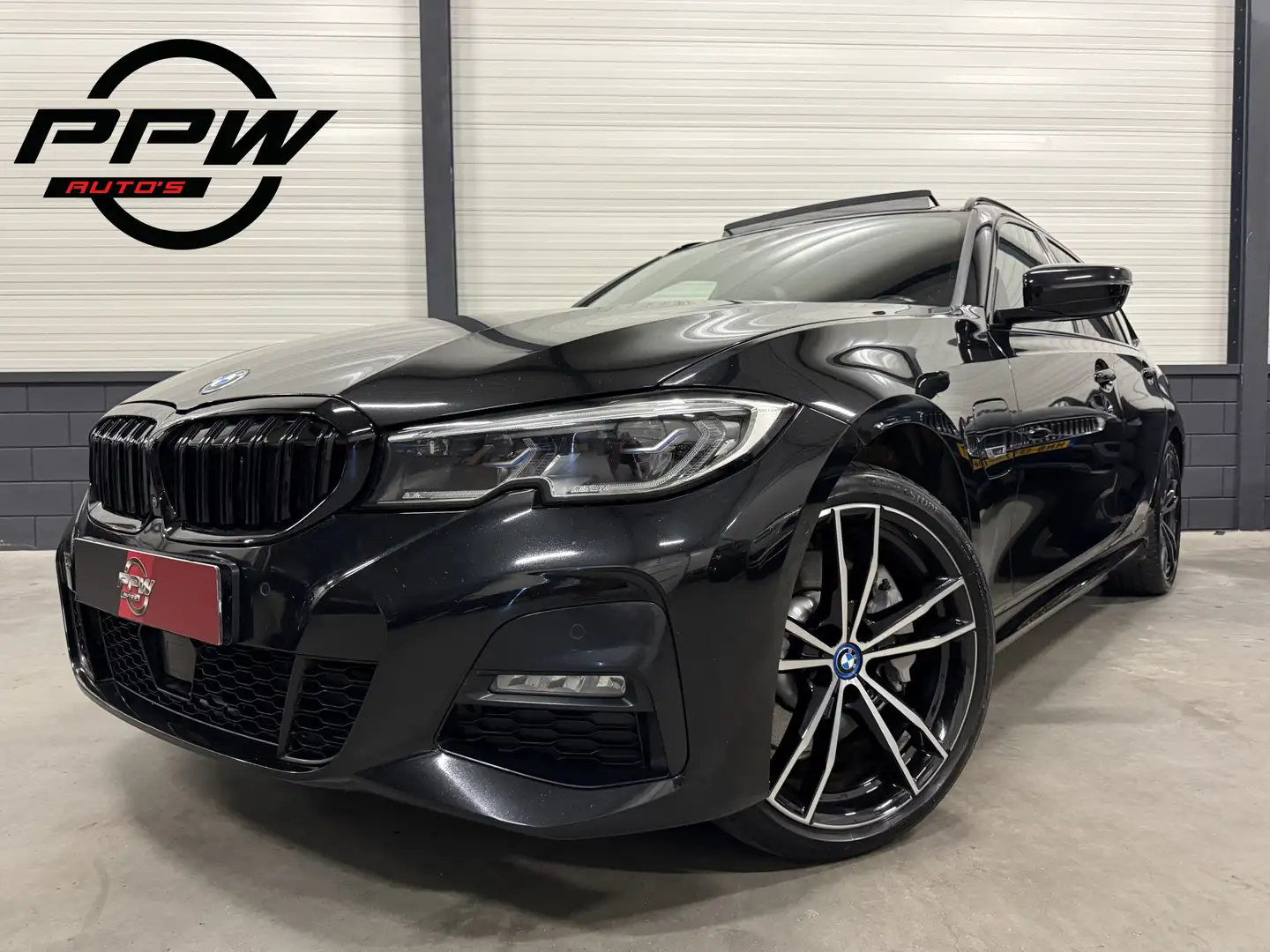 BMW 330 3-serie Touring 330e xDrive M-Sport PANO/LASER/360 Noir - 1
