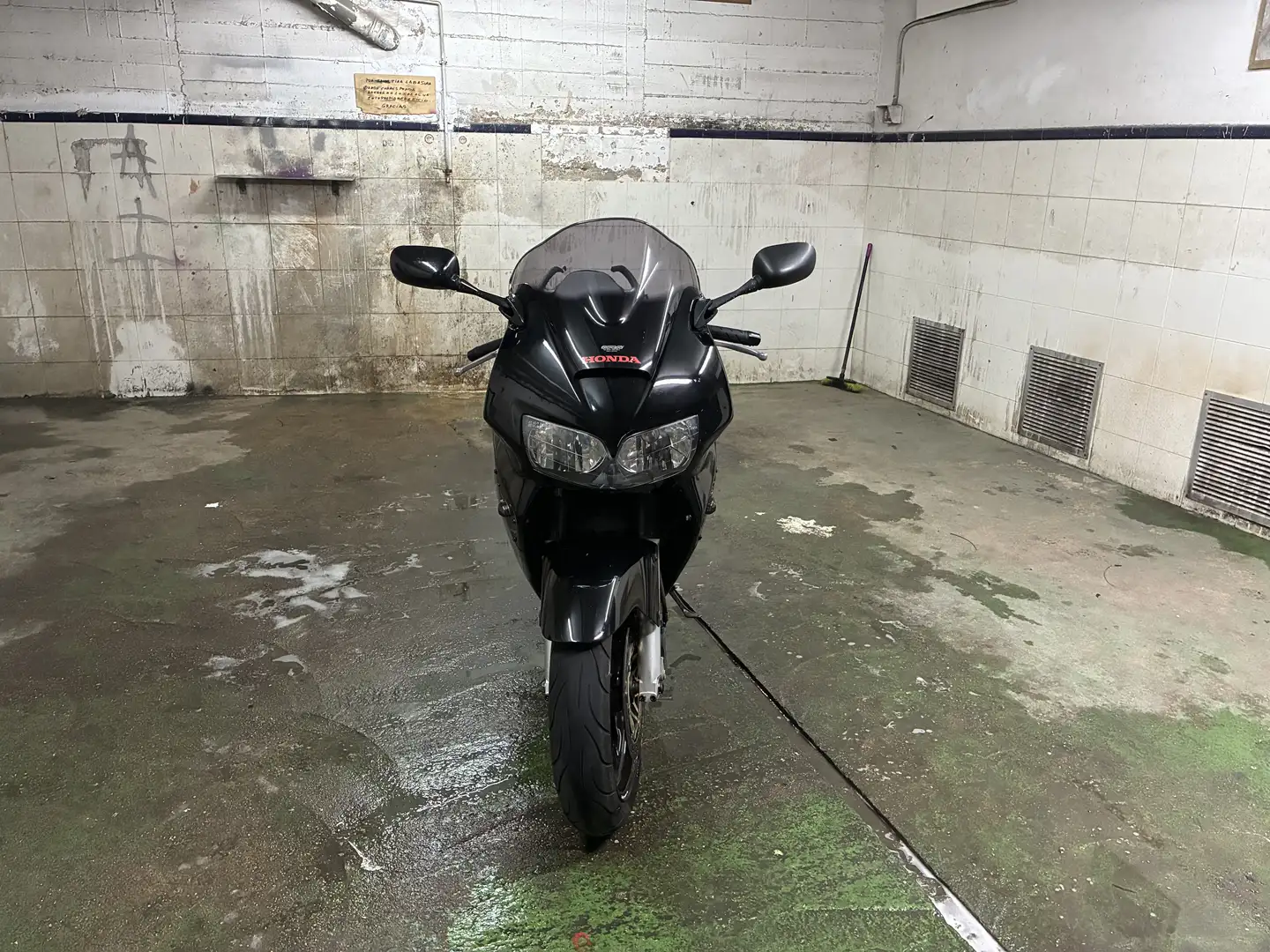 Honda VFR 800 50 Aniversario - 2