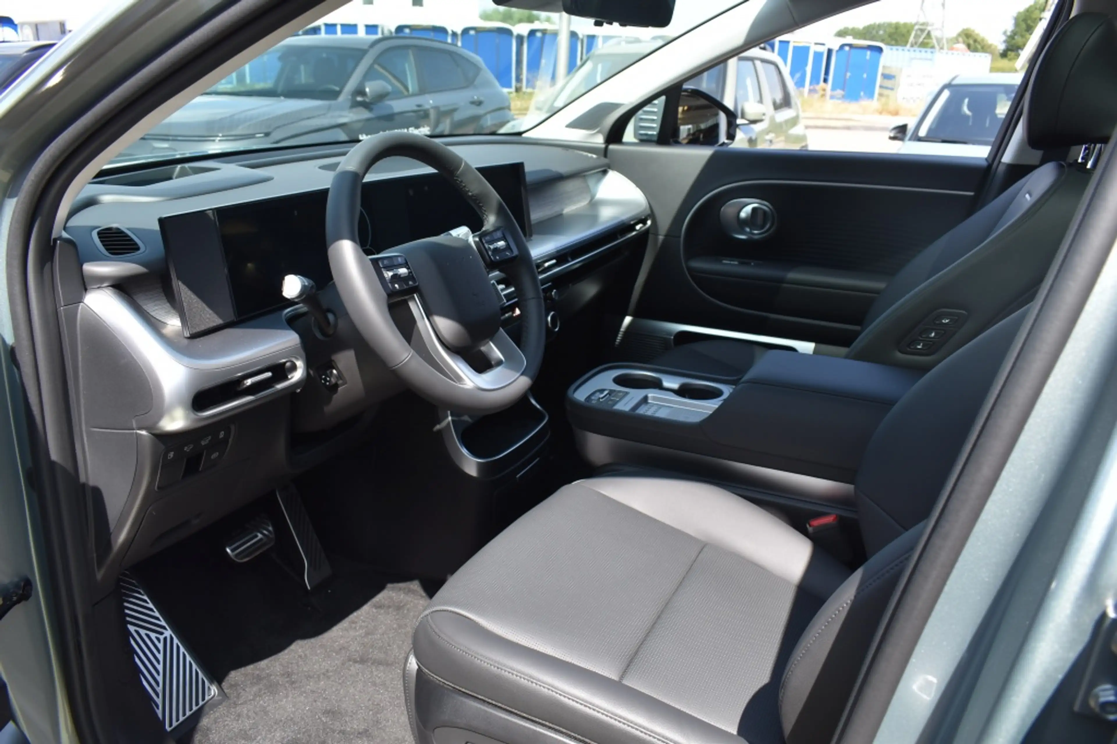 Hyundai IONIQ 9 110.3 kWh Connect+ 7Zits Incl. €5.000,- WK Korting — photo 11