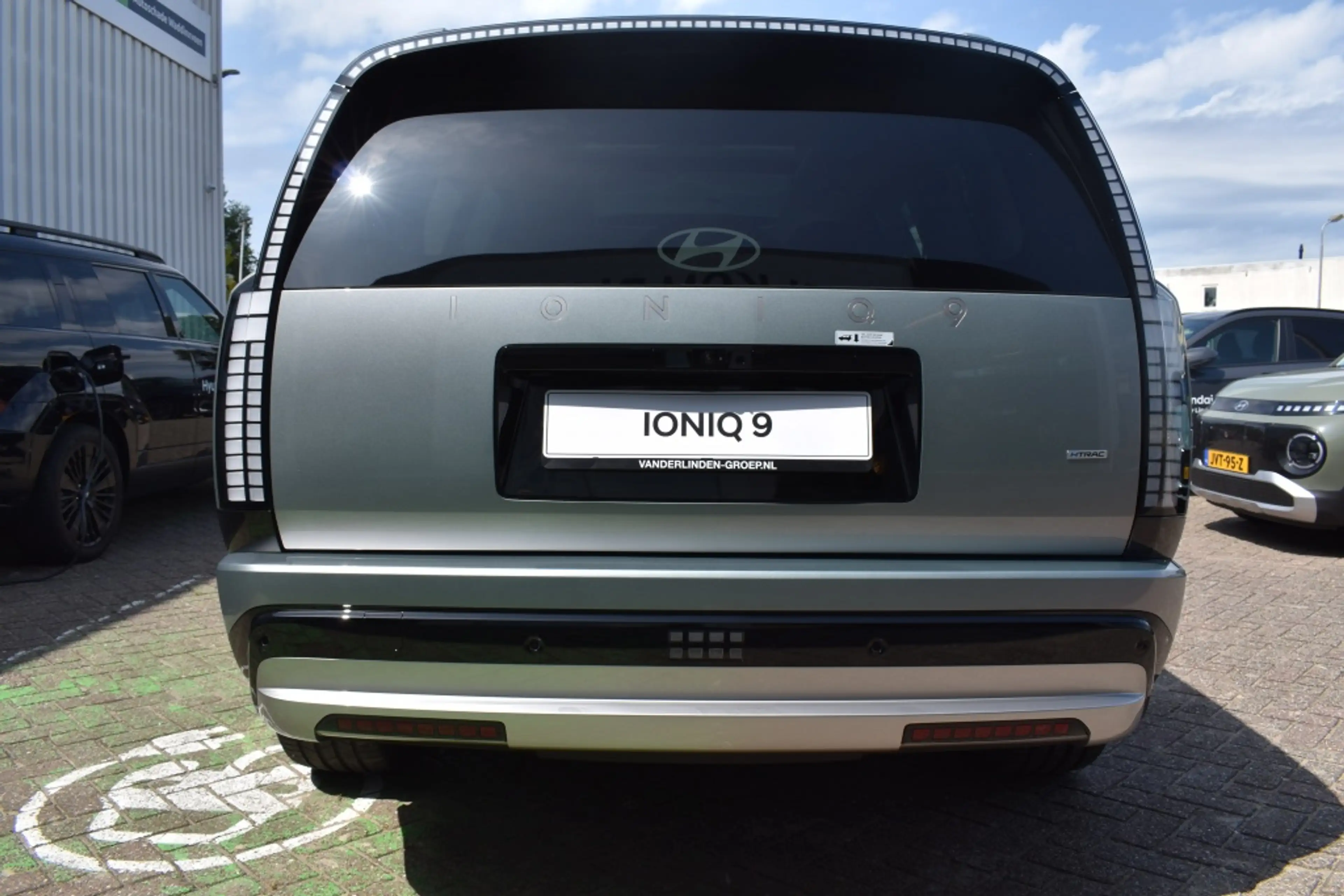 Hyundai IONIQ 9 110.3 kWh Connect+ 7Zits Incl. €5.000,- WK Korting — photo 6