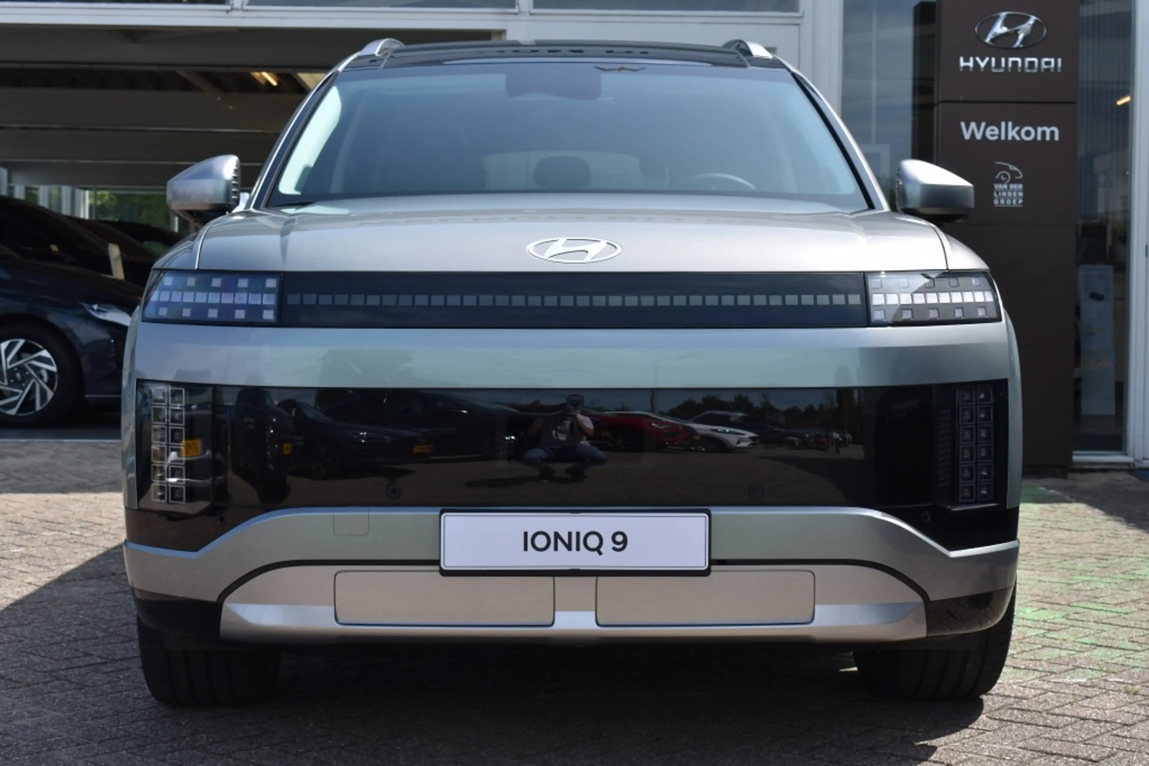 Hyundai IONIQ 9 110.3 kWh Connect+ 7Zits Incl. €5.000,- WK Korting — photo 2