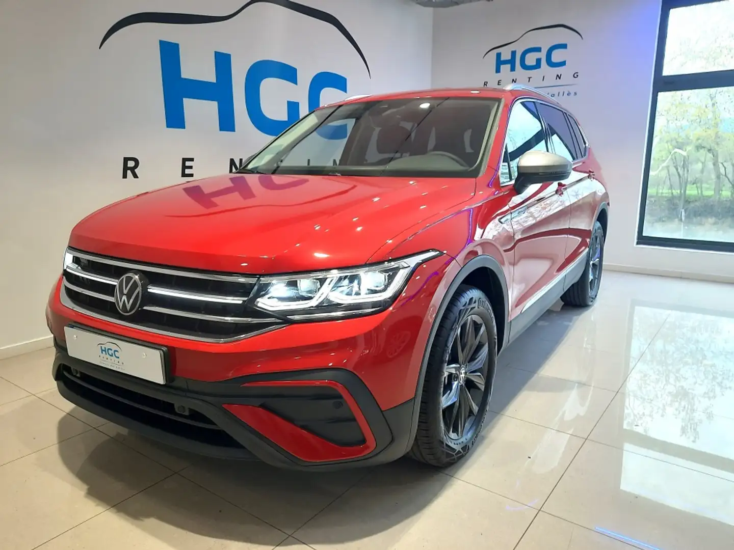 Volkswagen Tiguan Allspace 2.0TDI Life DSG 110kW Rojo - 1