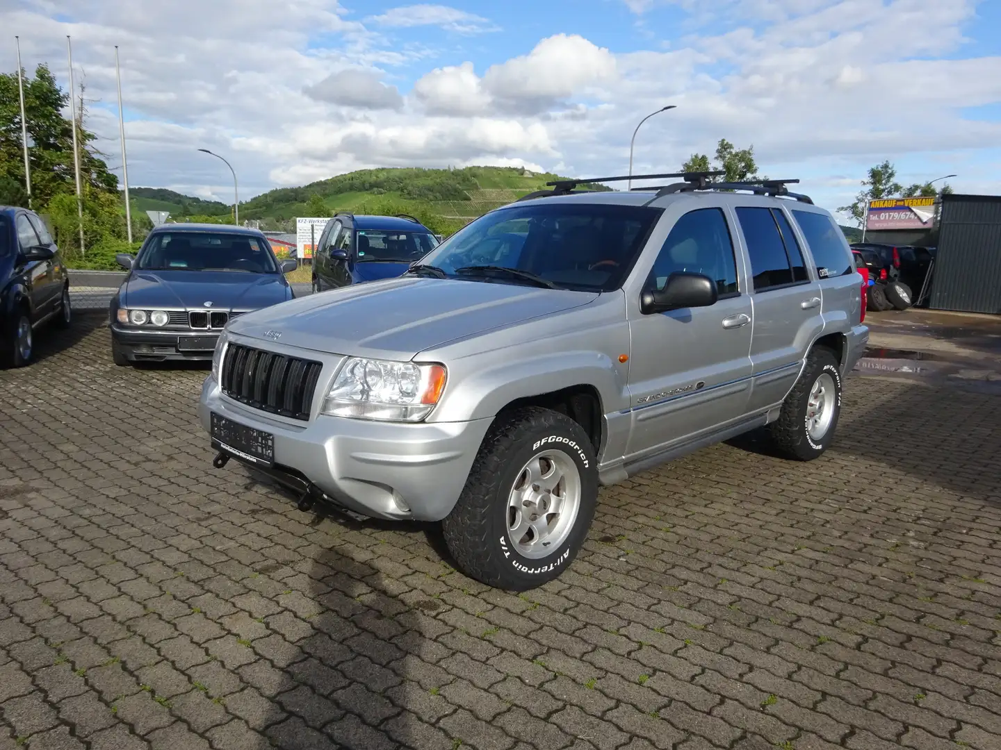 Jeep Grand Cherokee 2,7 CDI Overland Tüv neu VOLL!! AHK 3,4T Alu Argintiu - 2