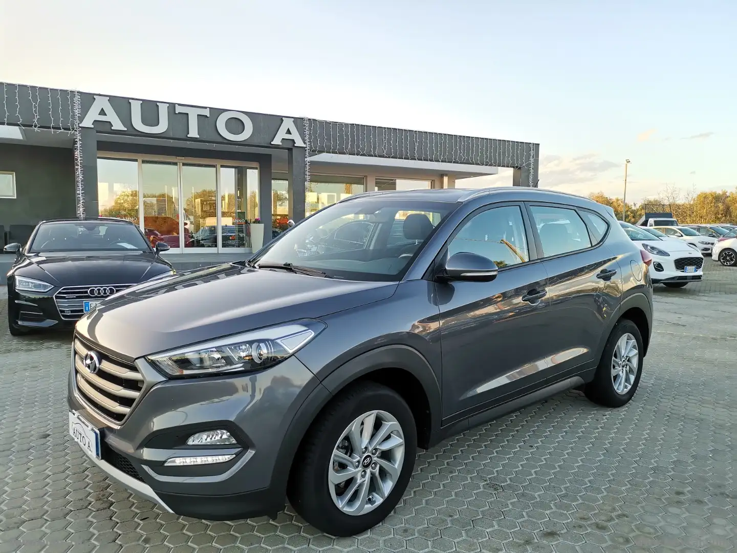 Hyundai TUCSON 1.7 CRDi Classic Grigio - 1