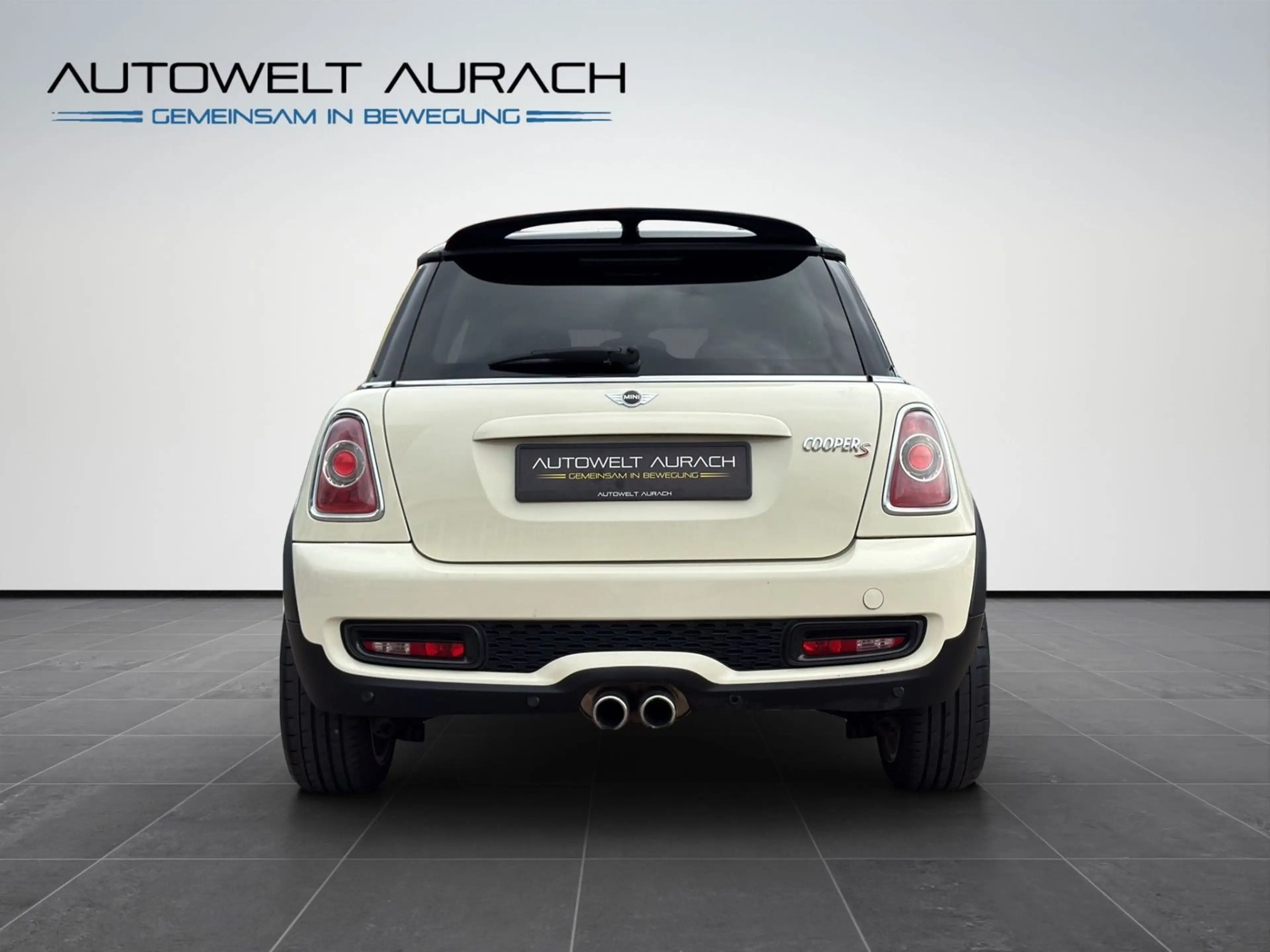 MINI Cooper S 1.6 AUTO.  LEDER NAVI SZH PDC ALU BT — photo 6