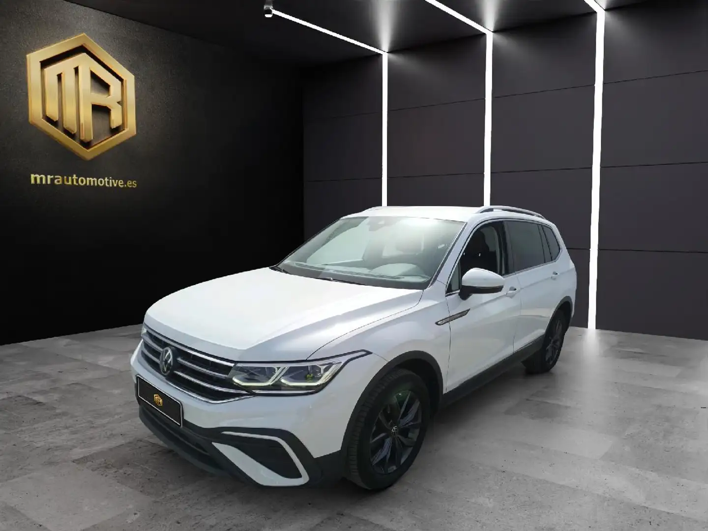 Volkswagen Tiguan Allspace 2.0TDI Life 4Motion DSG 110kW Blanco - 1