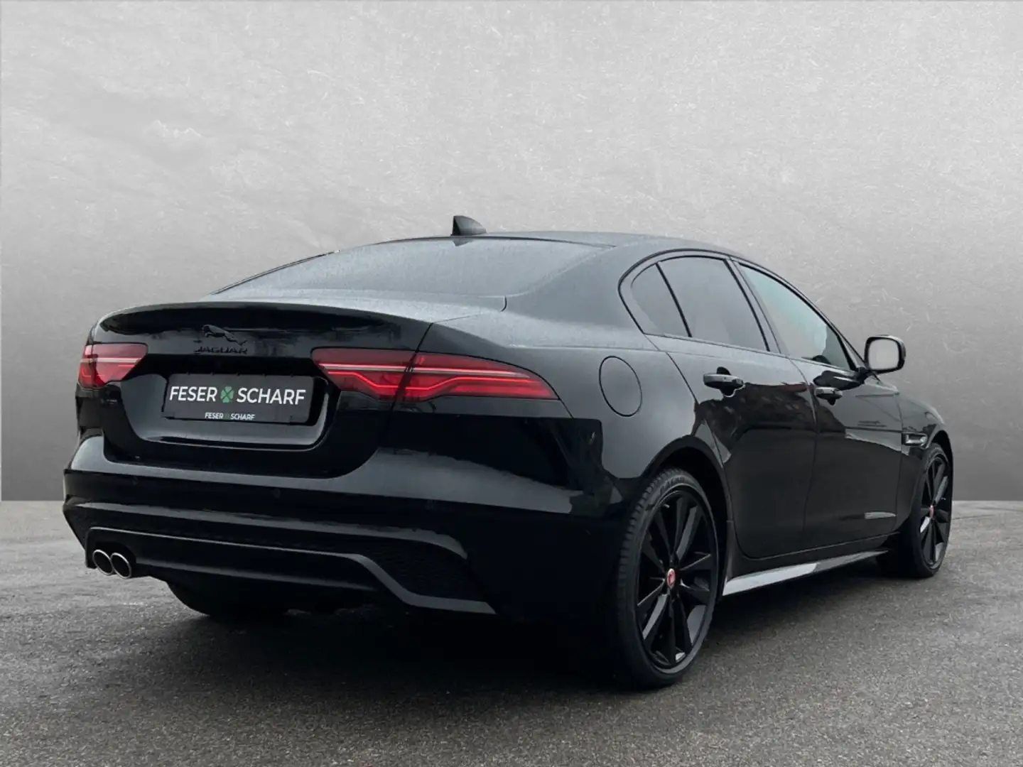 Jaguar XE R-Dynamic Black D200 AWD *AKTION* WinterP FahrA He Negro - 2