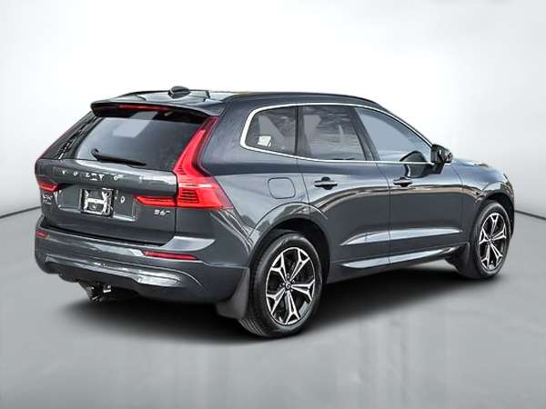 2022 Volvo XC60 B6 MOMENTUM // PREMIUM PACK — снимка 5