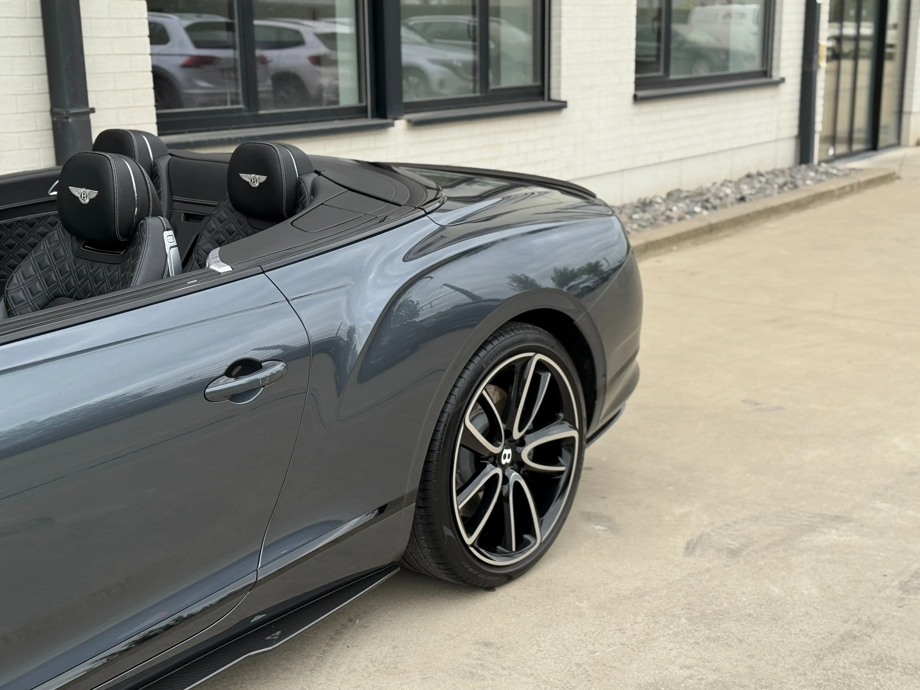 Bentley Continental GTC V8 " MULLINER / CARBON PACKAGE " — photo 14