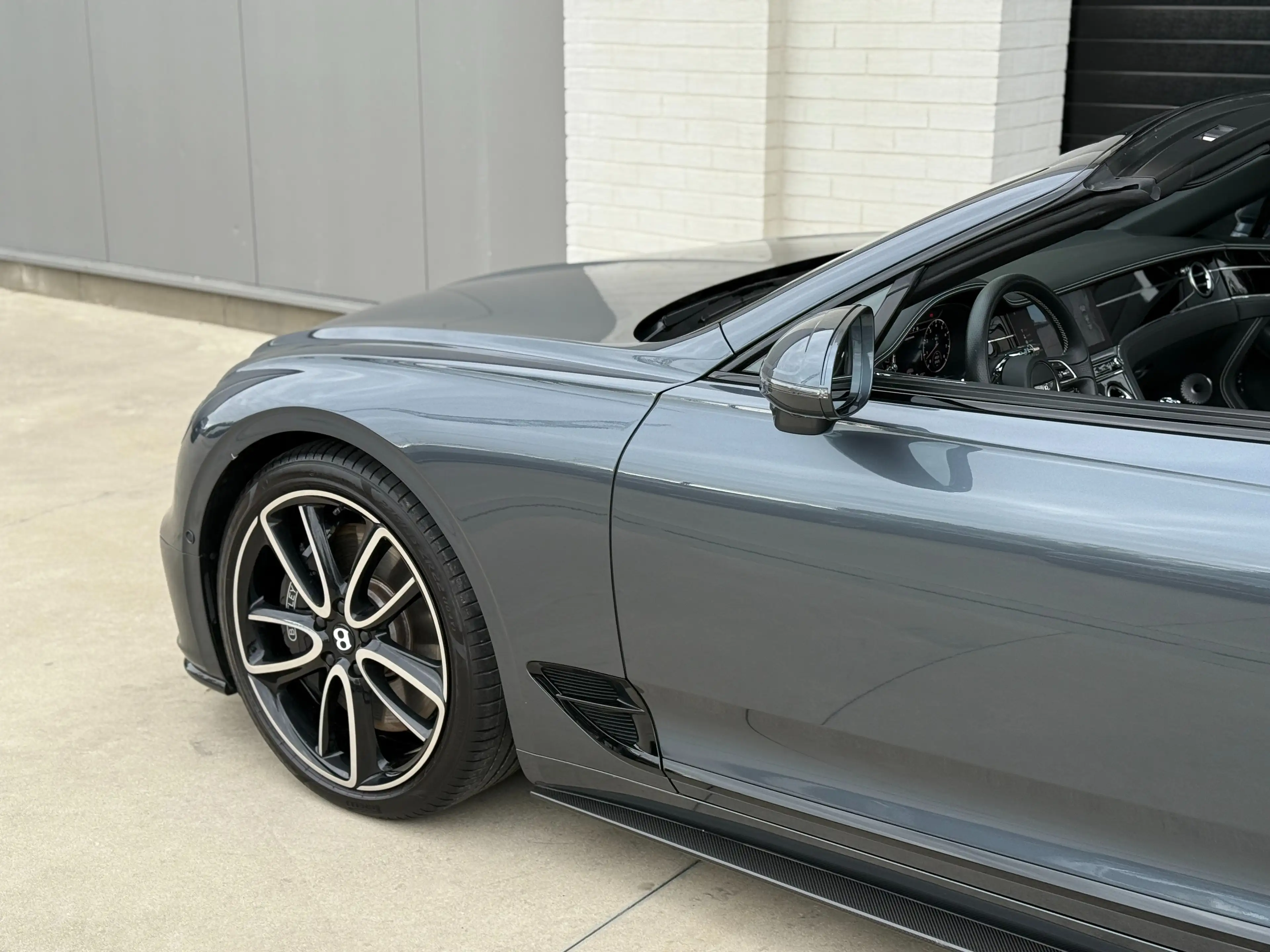 Bentley Continental GTC V8 " MULLINER / CARBON PACKAGE " — photo 12