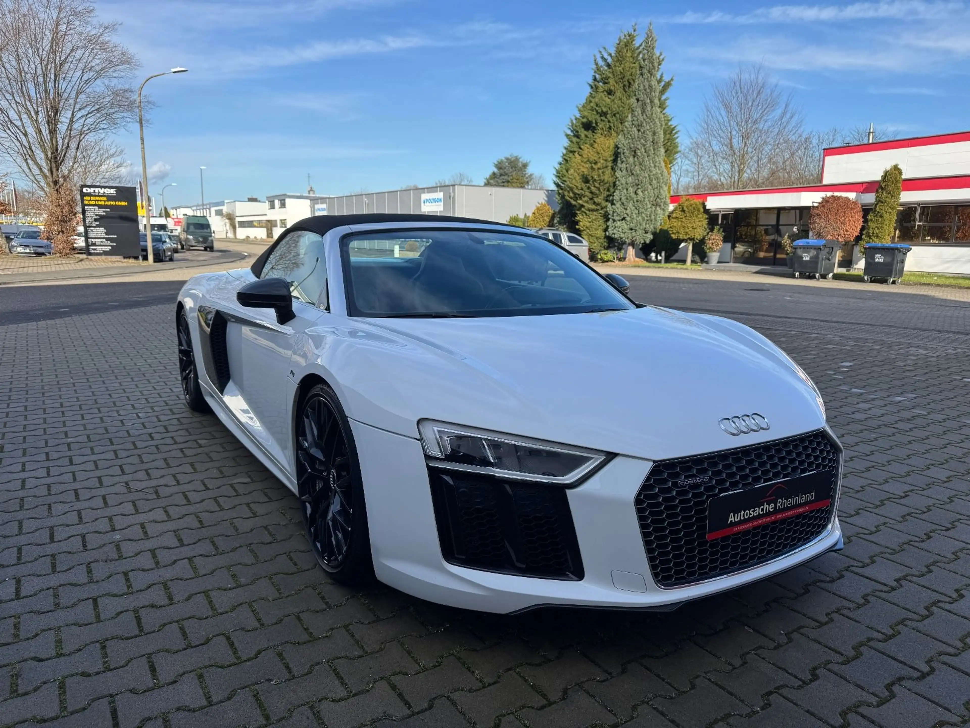 Audi R8 5.2 FSI V10 Quattro Spyder*ServiceNeu*Garant — photo 3