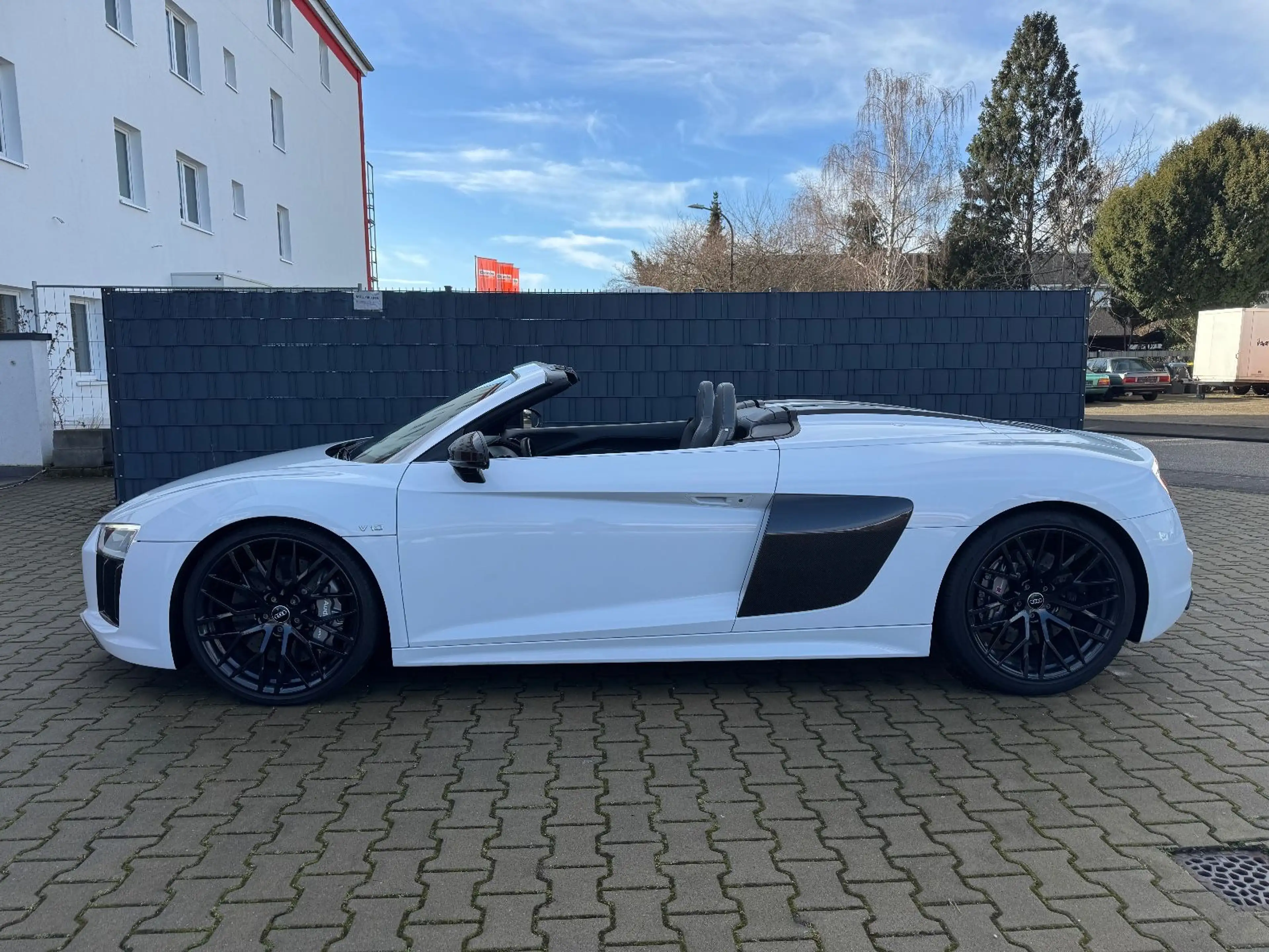 Audi R8 5.2 FSI V10 Quattro Spyder*ServiceNeu*Garant — photo 6