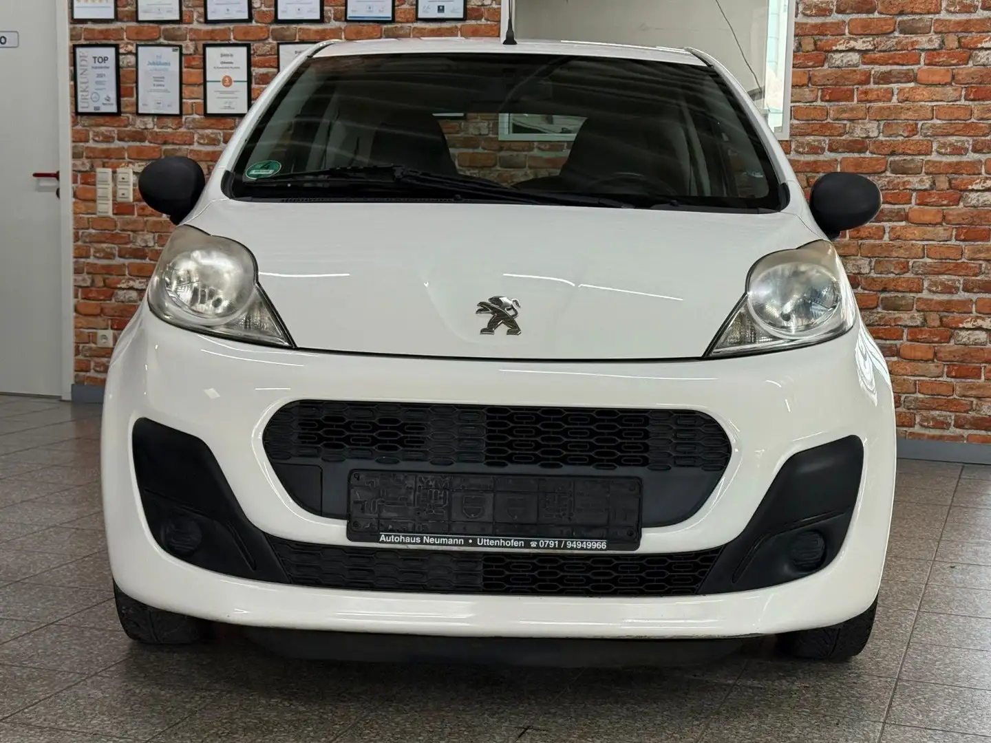 Peugeot 107 Access Weiß - 2