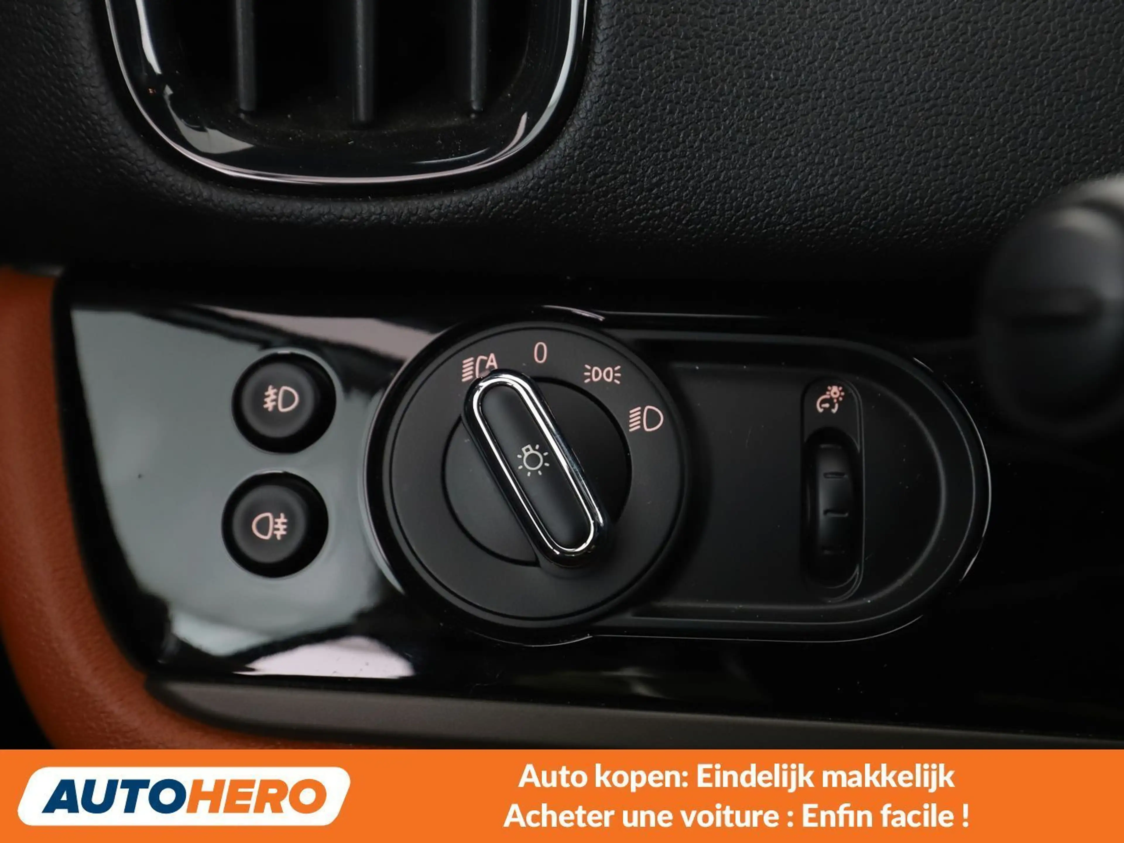 MINI Cooper D Countryman Cooper D Classic Trim — photo 15