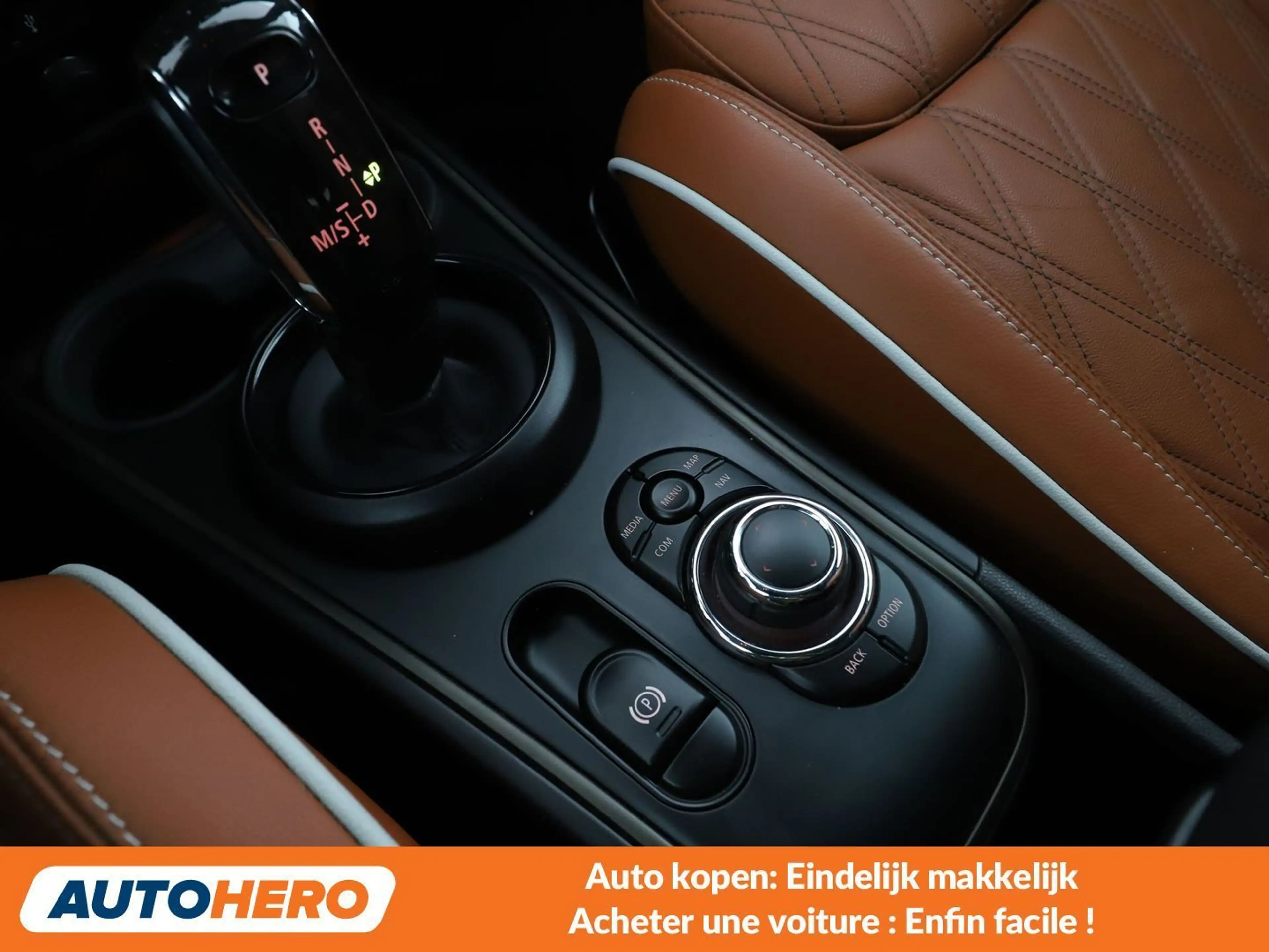 MINI Cooper D Countryman Cooper D Classic Trim — photo 14