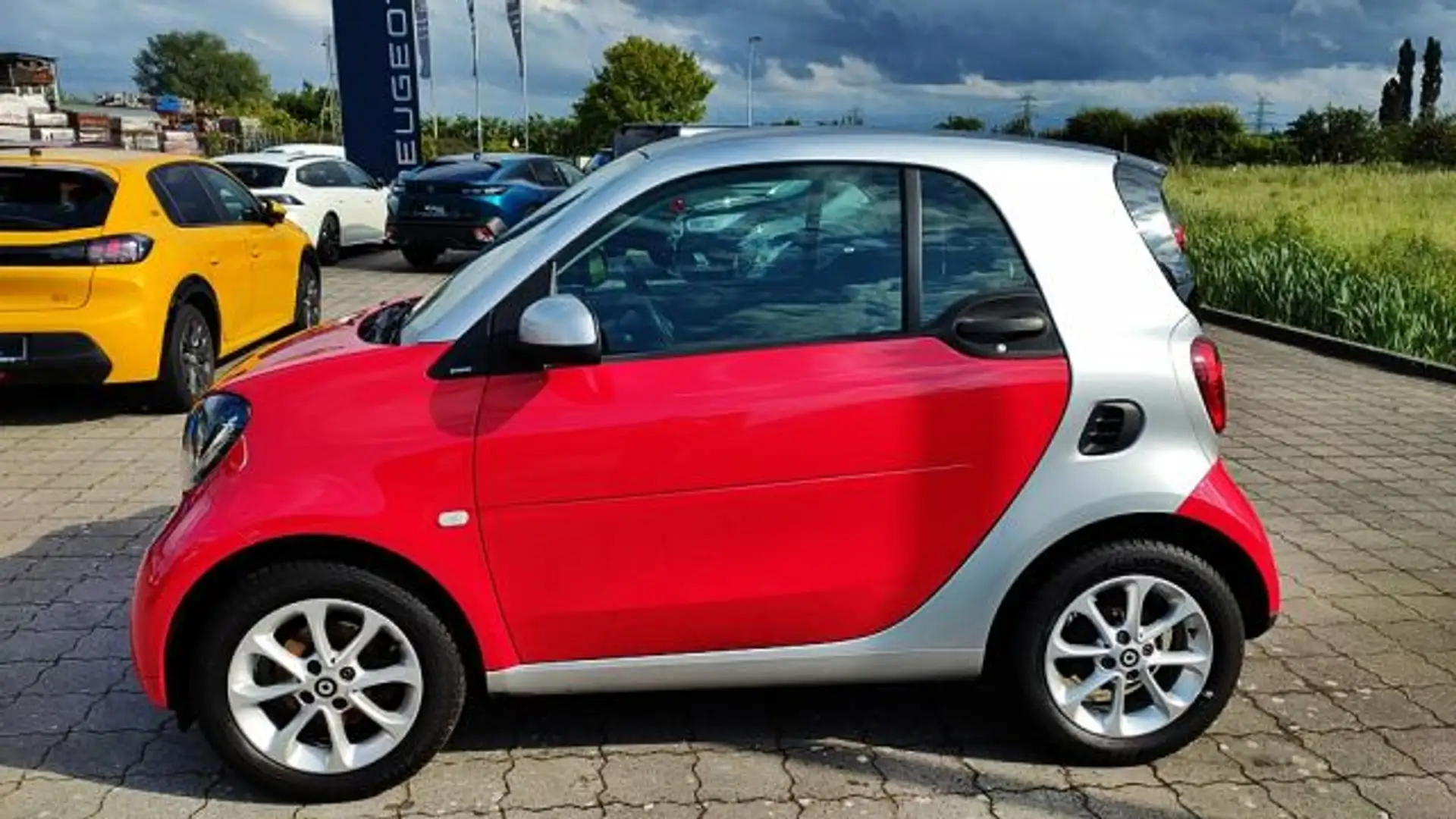 smart forTwo coupe passion Rood - 2
