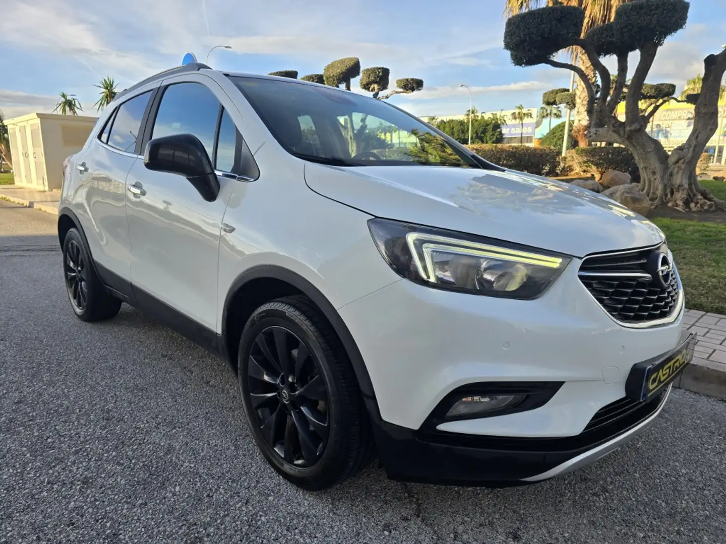 Opel Mokka X 1.6CDTi S&S Color Edition 4x2 Blanc - 1