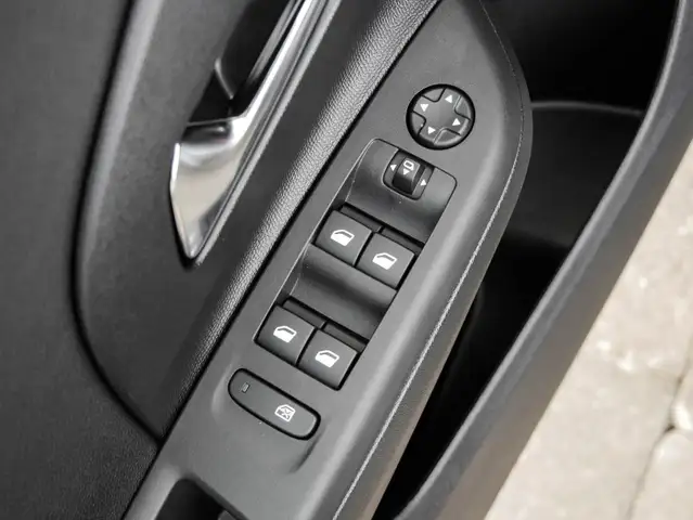 Opel Corsa view 13