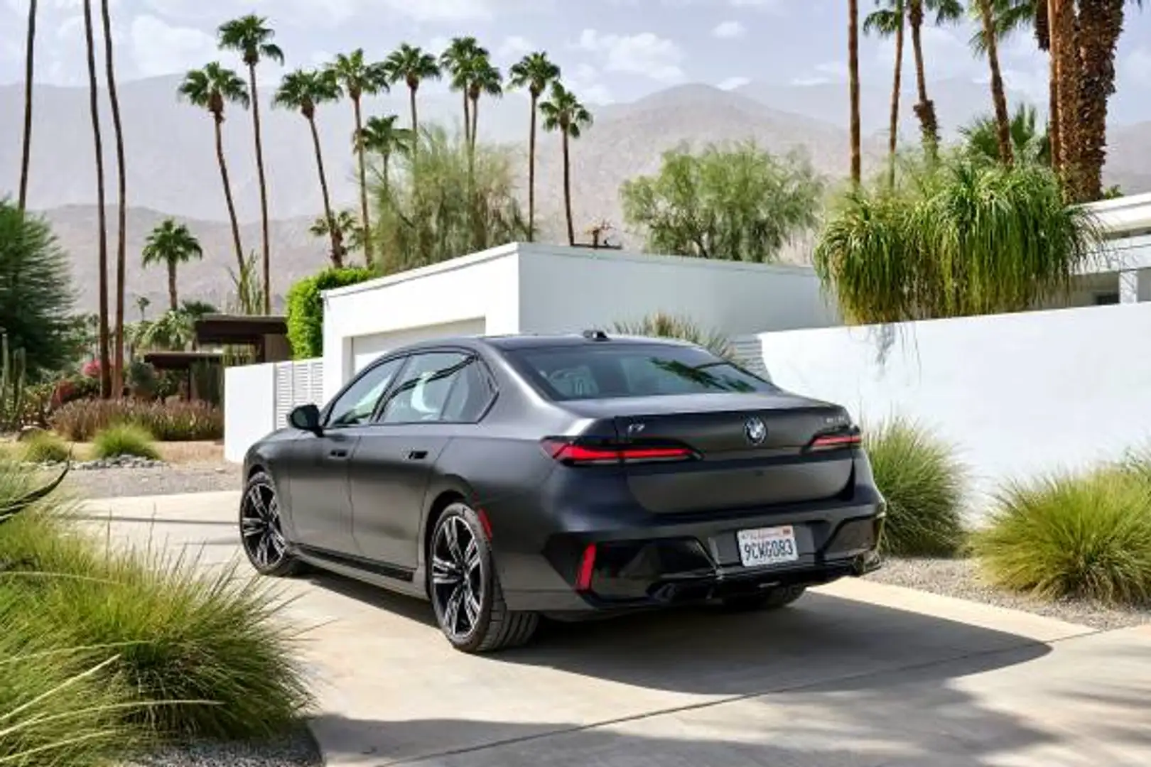 BMW i7 60 /sky lounge/B&W/M-SportPro/integralaktiv/ Weiß - 2