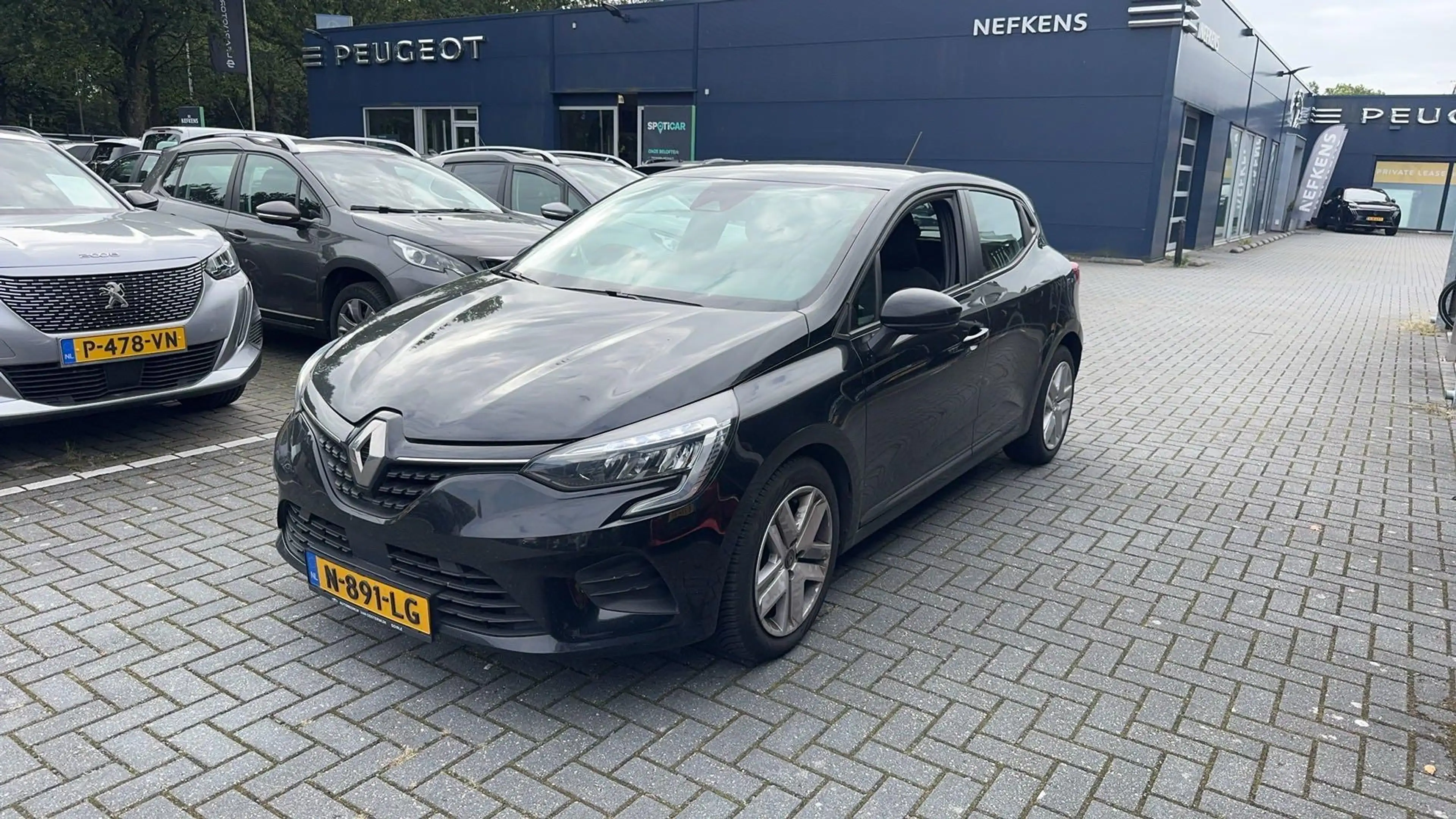 Renault Clio TCe 90 GPF Zen | navigatie | parkeersensoren | — photo 2