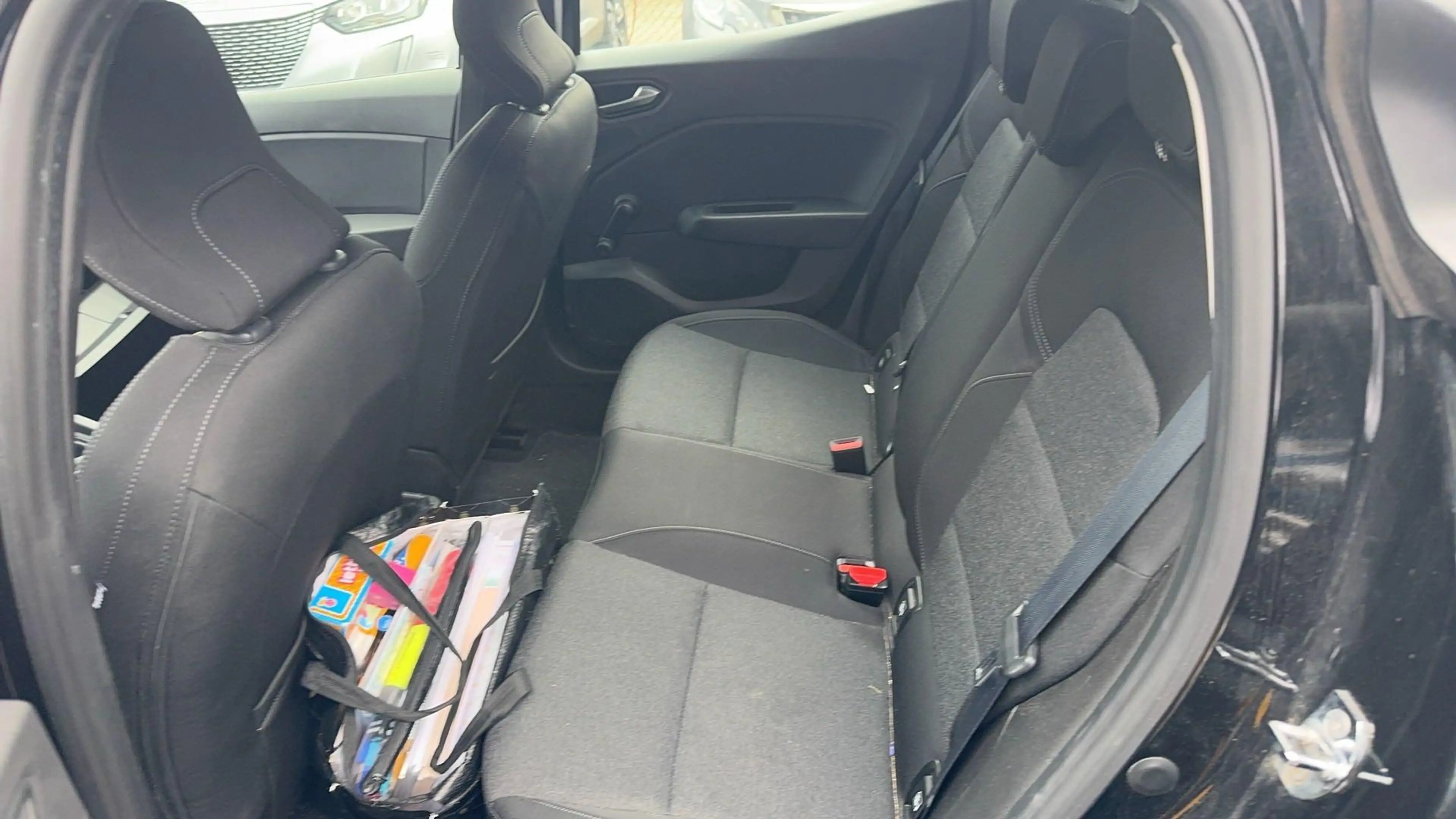 Renault Clio TCe 90 GPF Zen | navigatie | parkeersensoren | — photo 11