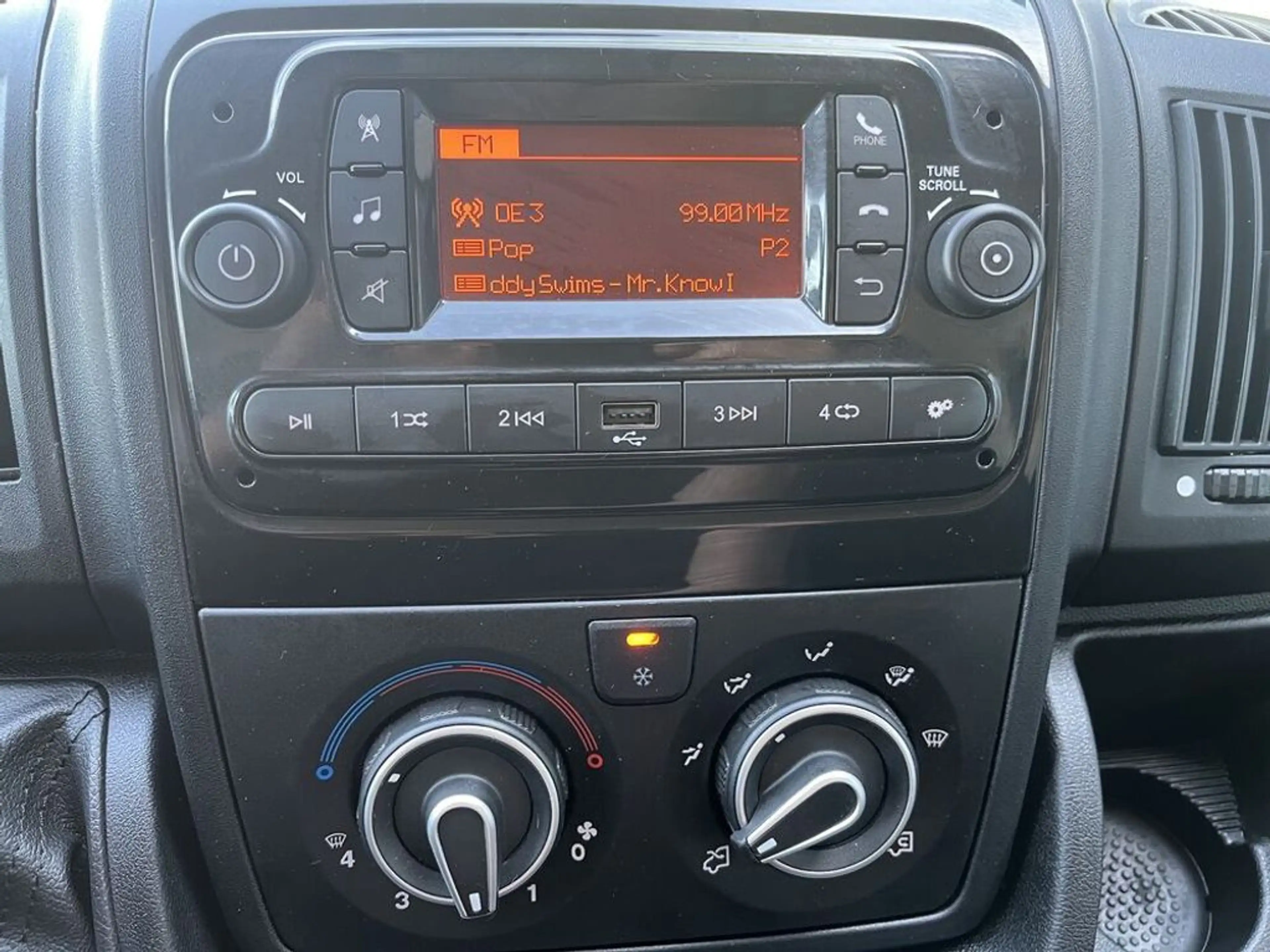 Citroen Jumper 35 L4H3 Heavy BlueHDi165 Klima PDC Bluetoot — photo 14