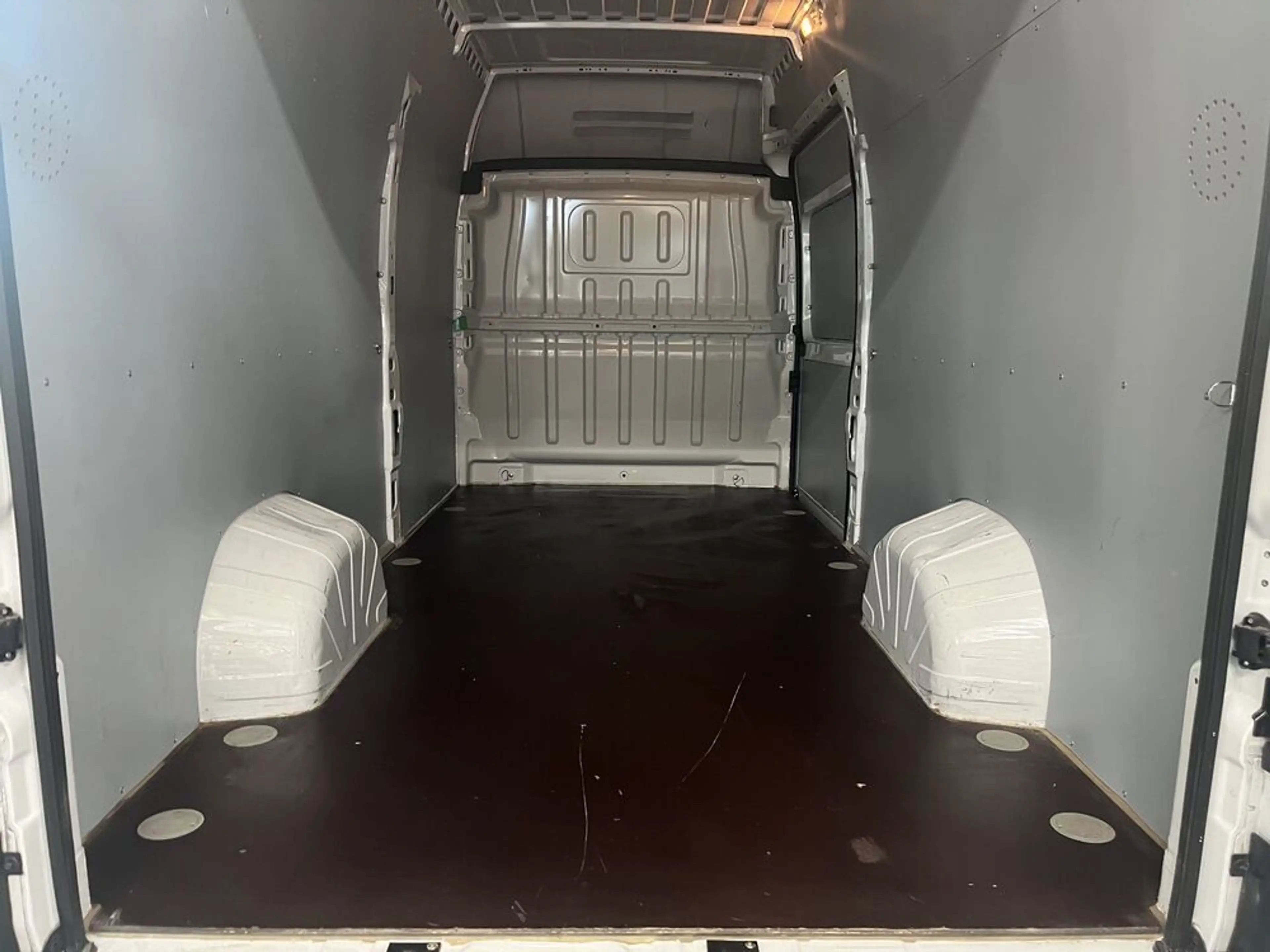 Citroen Jumper 35 L4H3 Heavy BlueHDi165 Klima PDC Bluetoot — photo 15