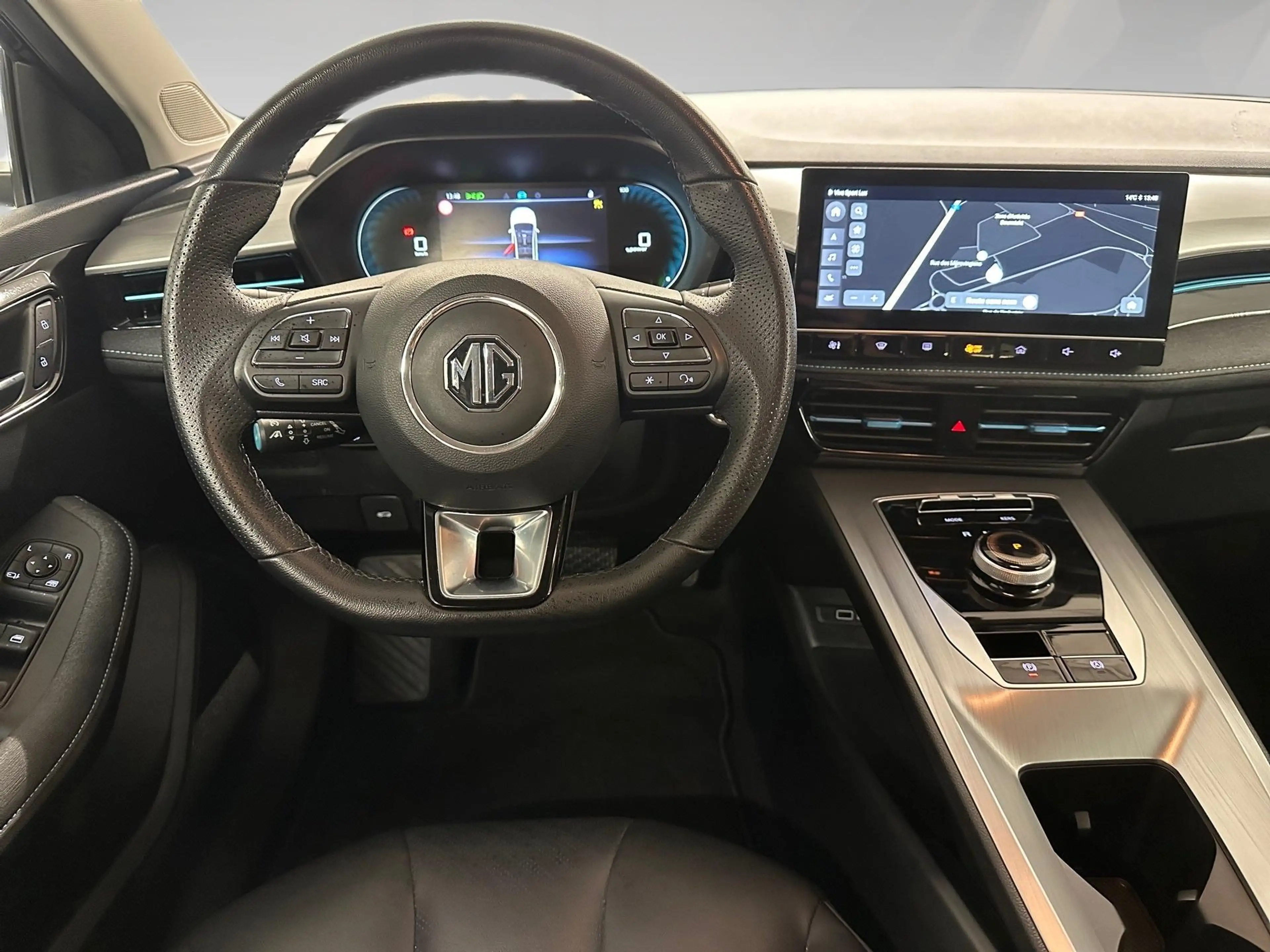 MG MG5 LUXURY — photo 7