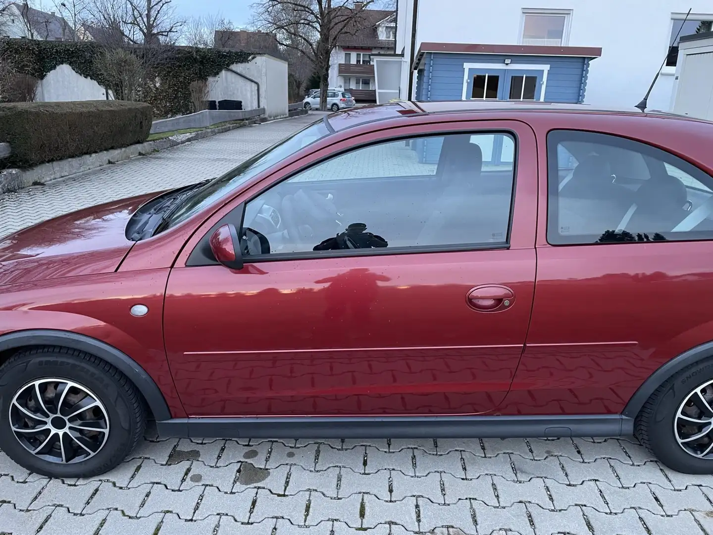 Opel Corsa 1.2 Twinport Van Roşu - 1