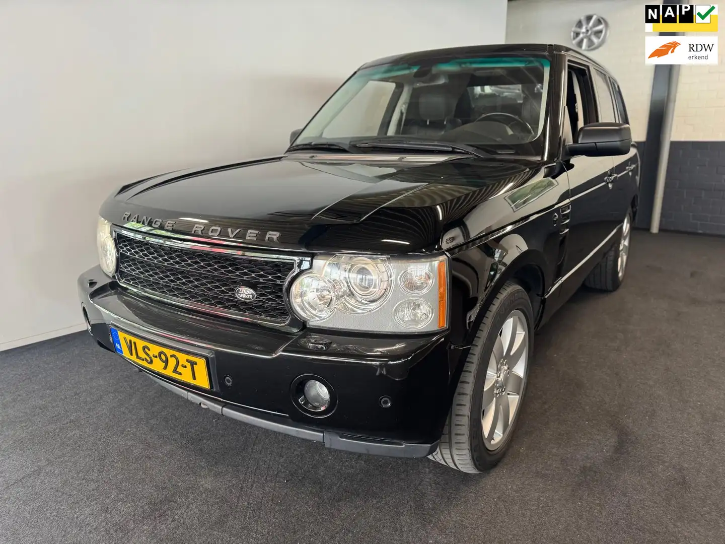 Land Rover Range Rover 3,6 D AUT. Land Rover RANGE ROVER, 3,6 D AUT / Gri Zwart - 1