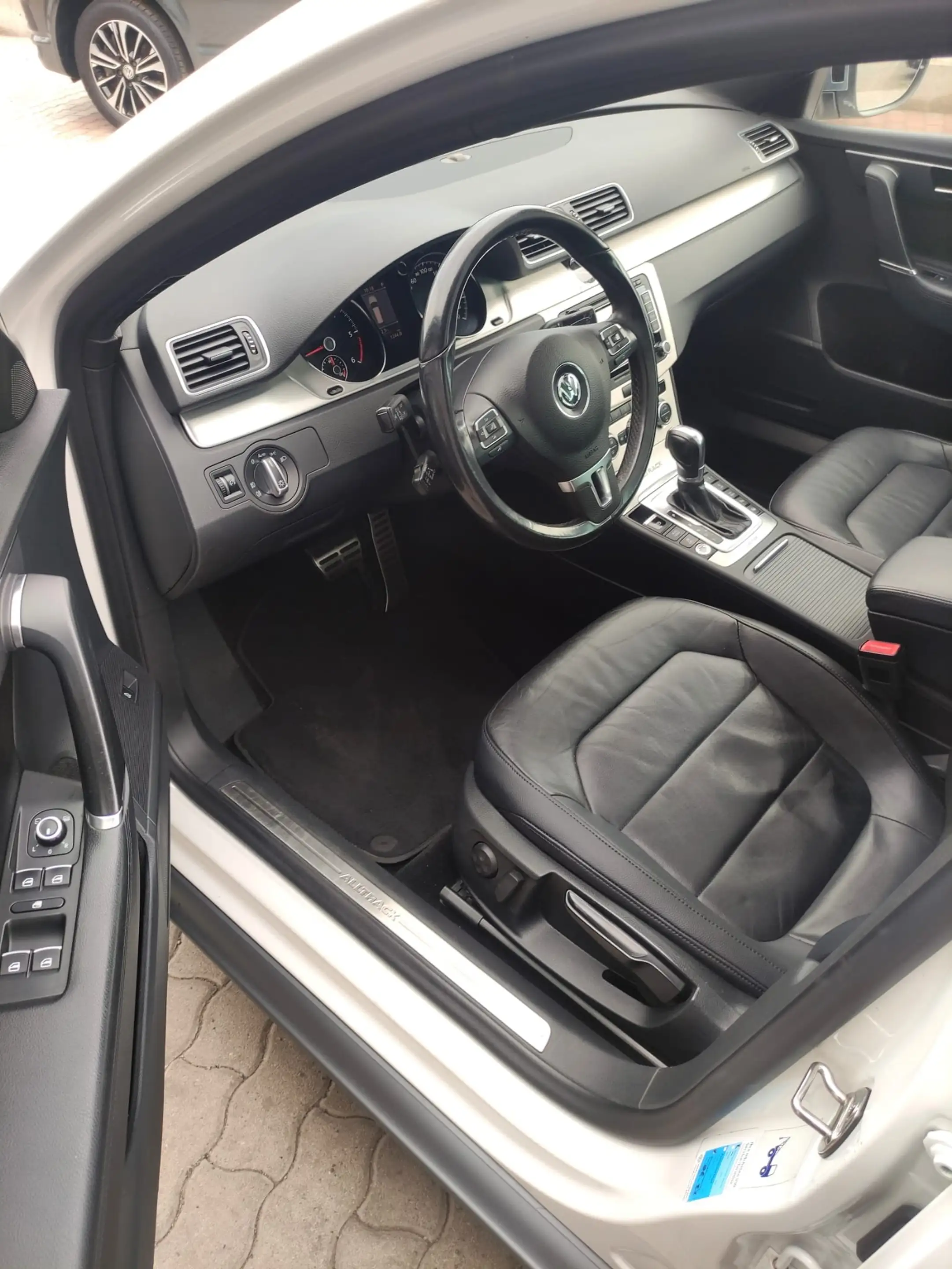 Volkswagen Passat Alltrack Passat Alltrack BMT Sky 2,0 TDI DPF 4Motion DSG — photo 7