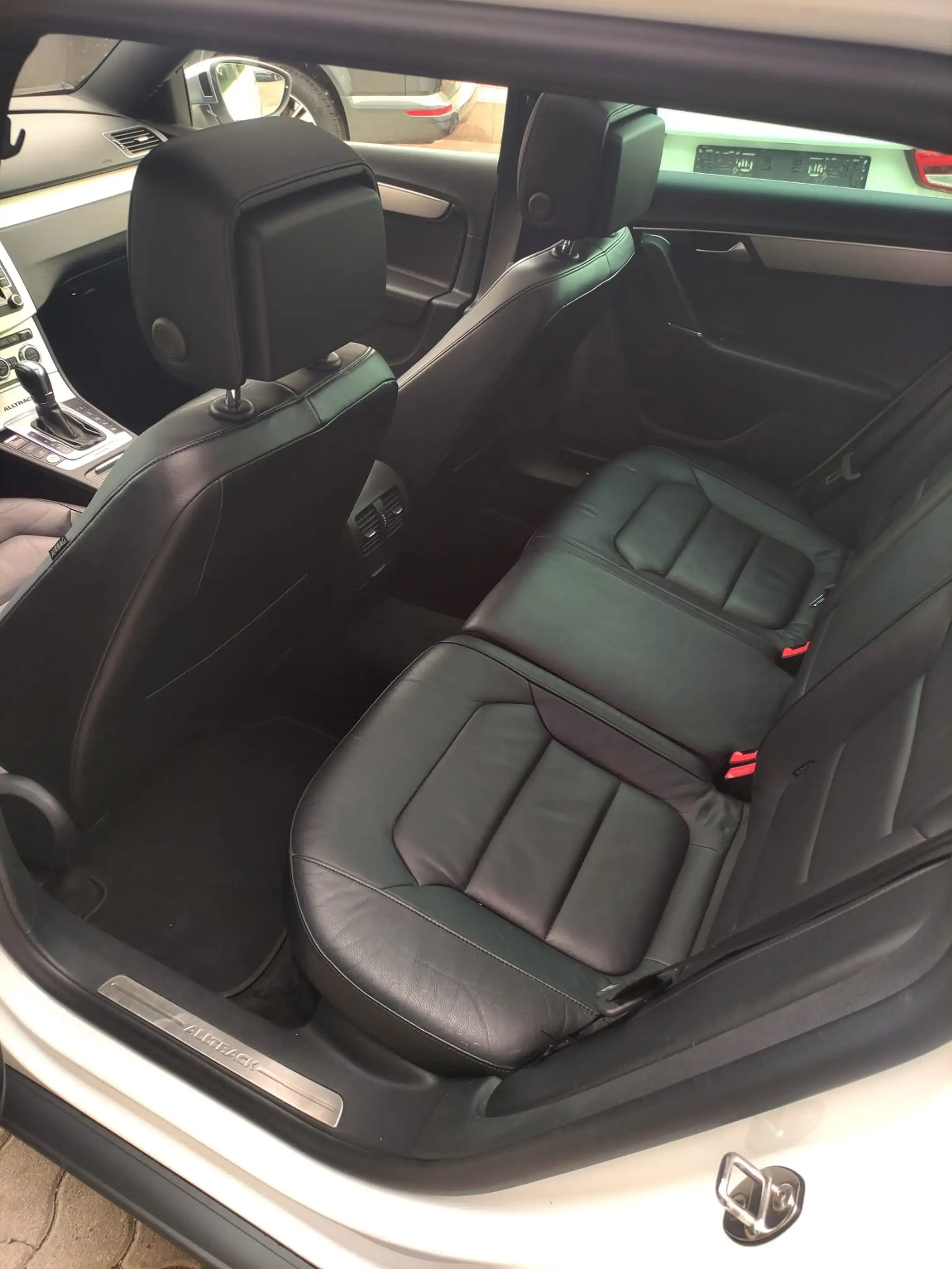 Volkswagen Passat Alltrack Passat Alltrack BMT Sky 2,0 TDI DPF 4Motion DSG — photo 8
