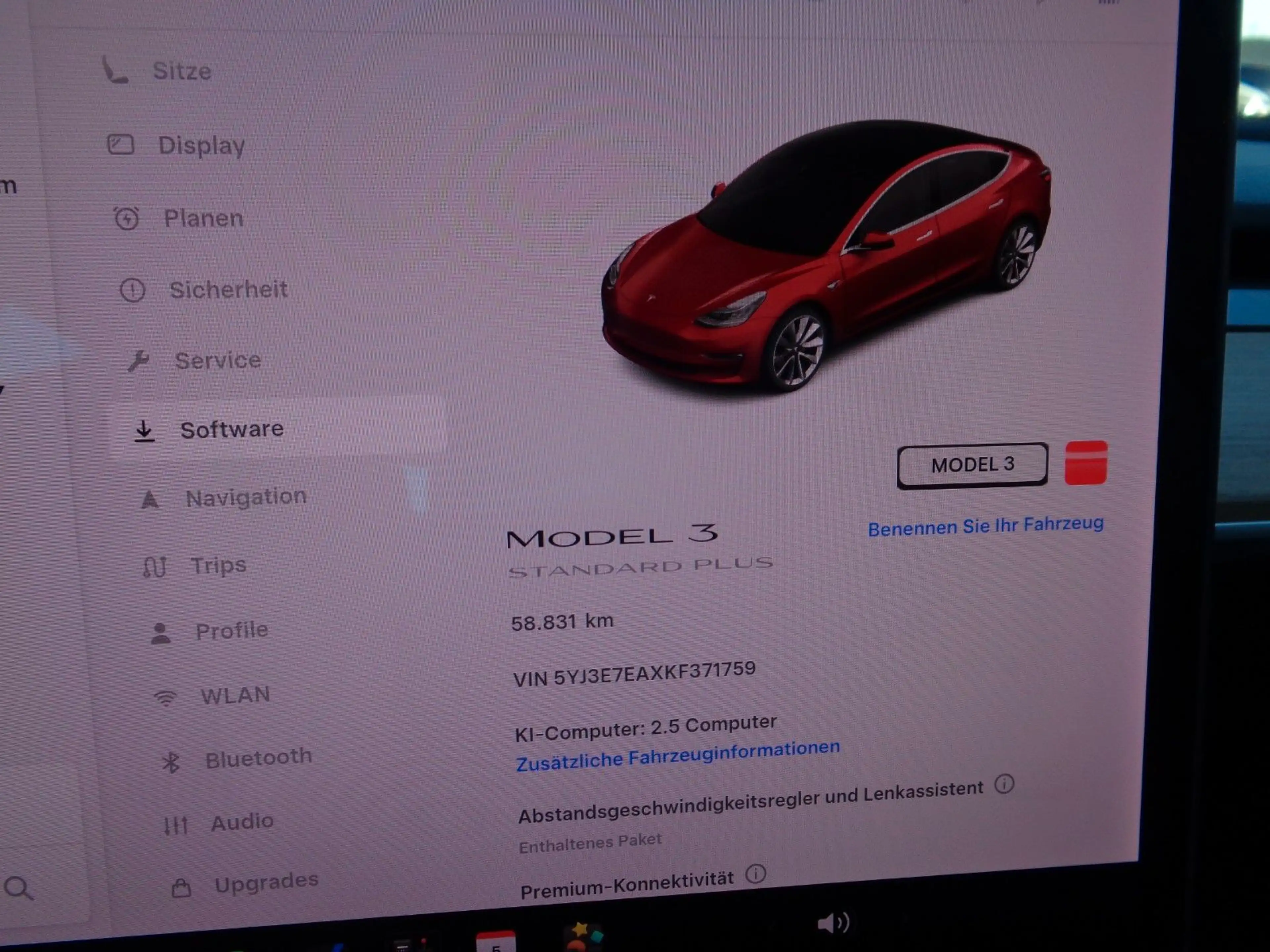 Tesla Model 3 Standard Range Plus RWD — photo 9