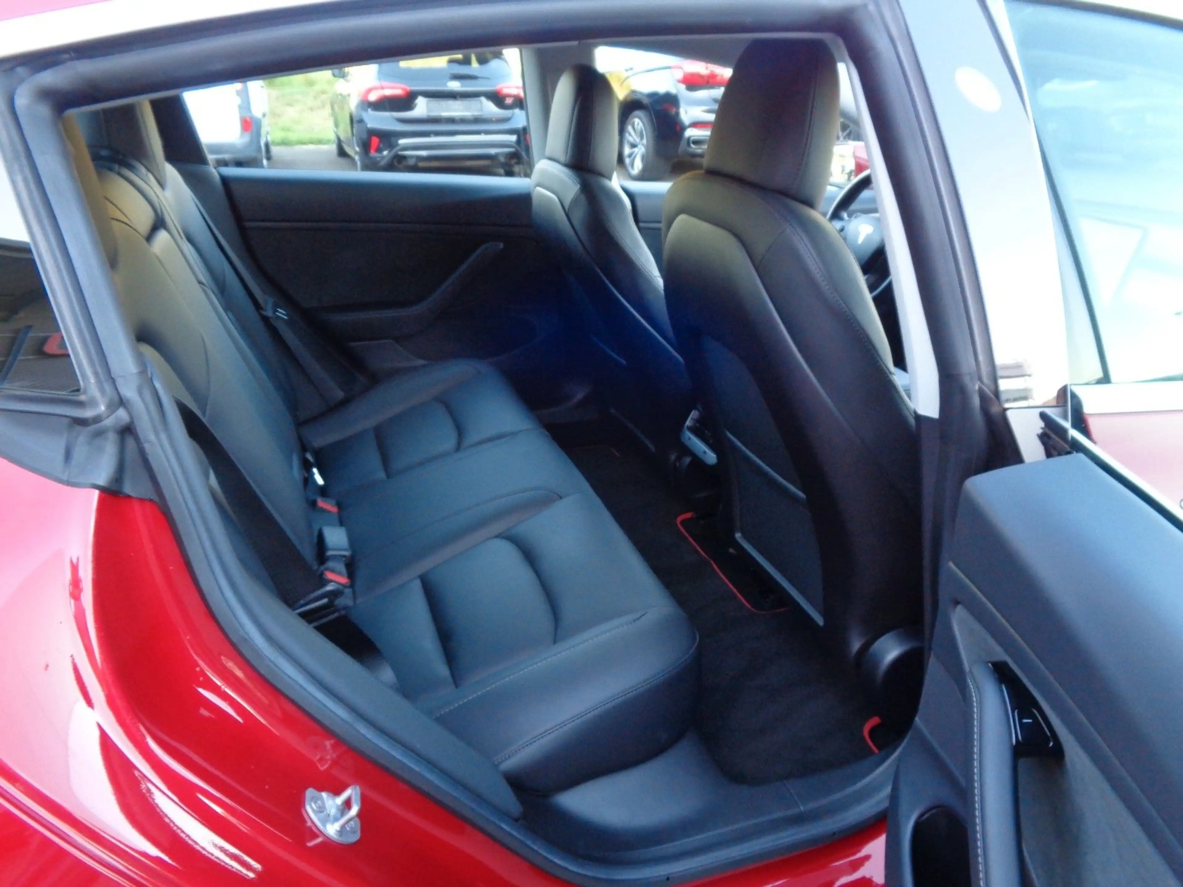 Tesla Model 3 Standard Range Plus RWD — photo 11