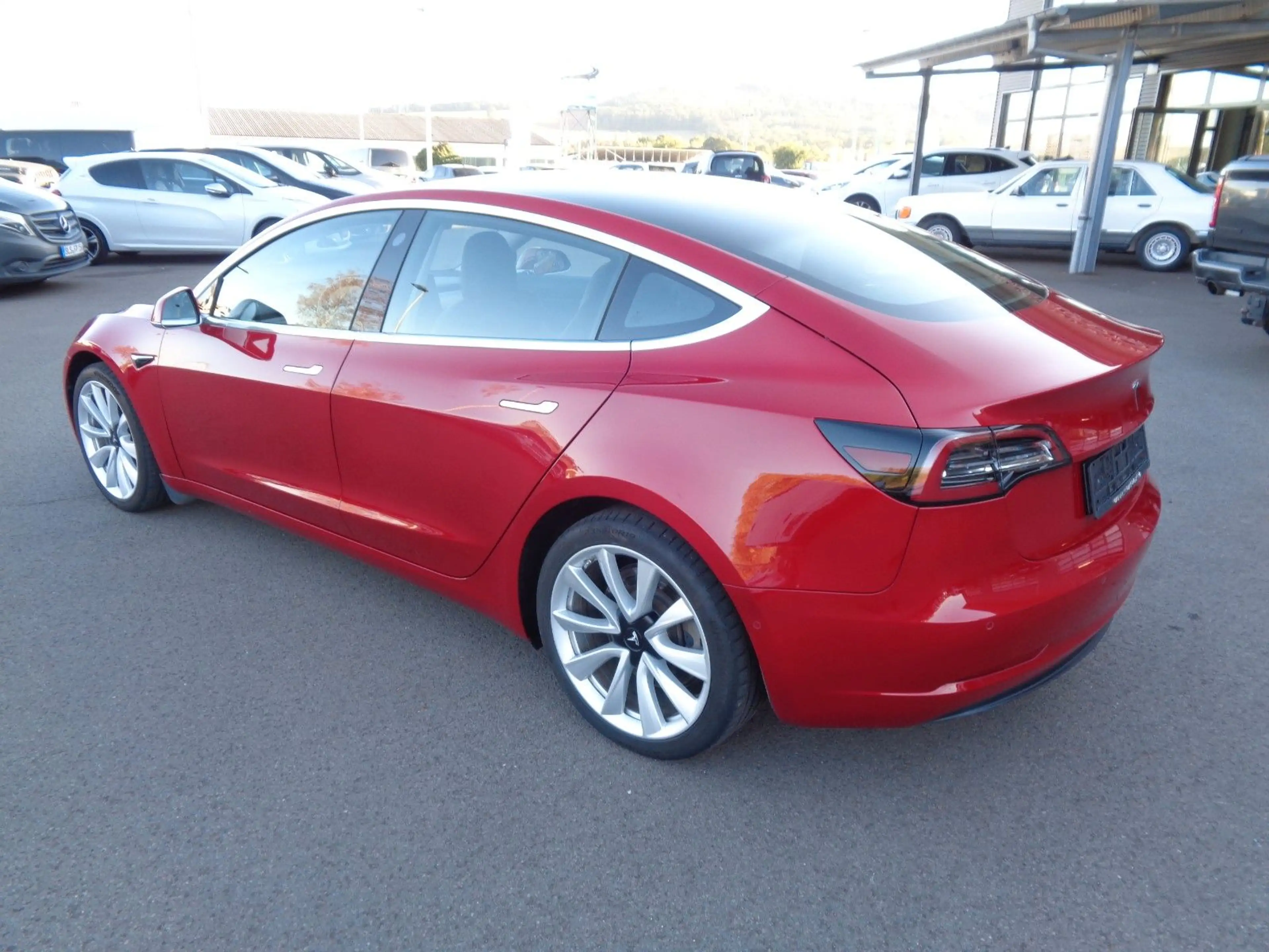 Tesla Model 3 Standard Range Plus RWD — photo 6
