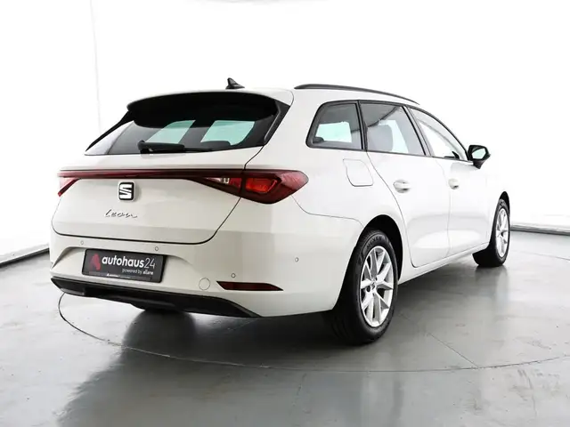 Seat Leon view 5