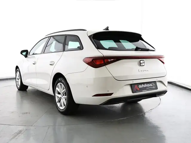 Seat Leon view 4