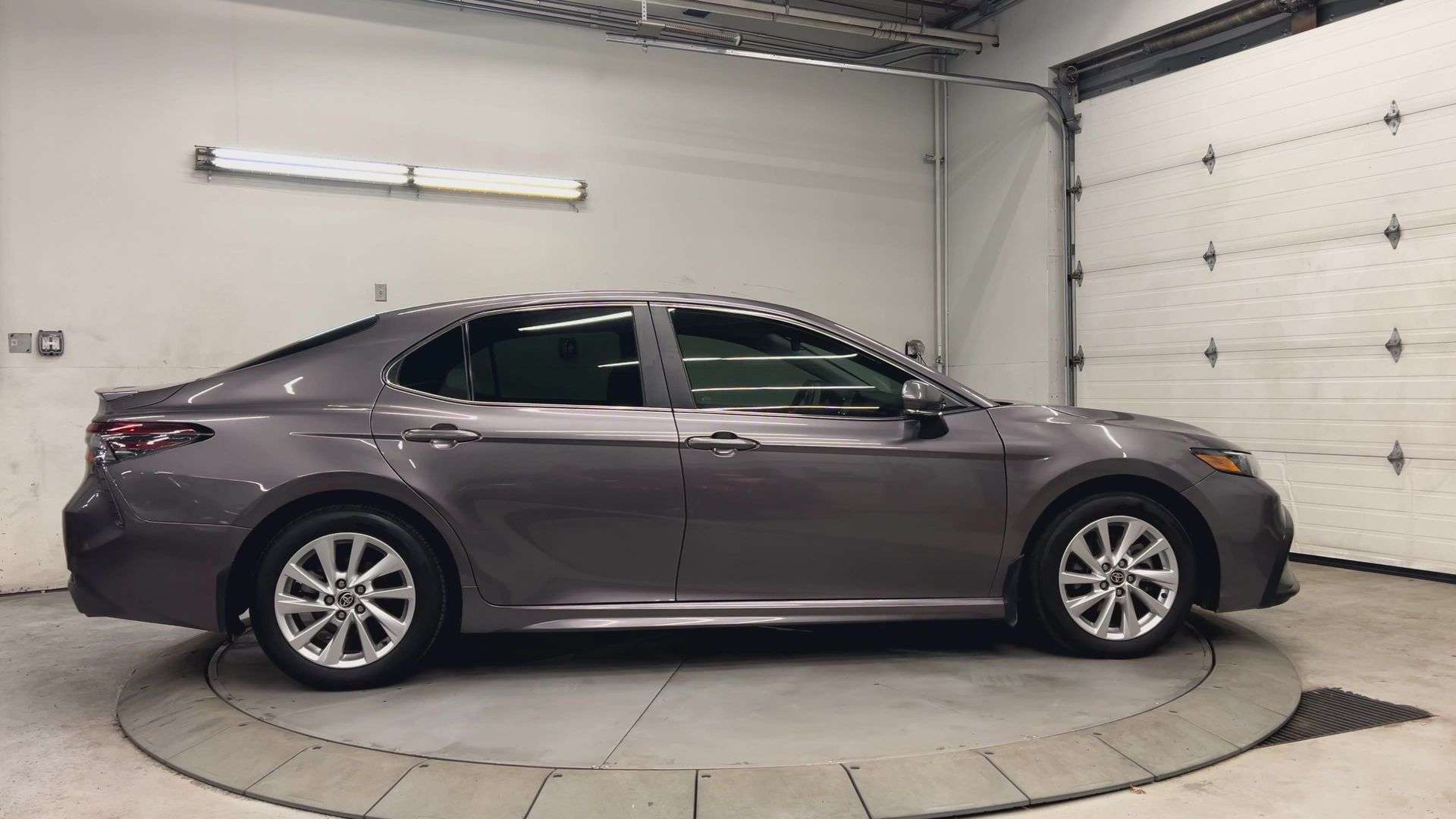 2023 Toyota Camry Sedan