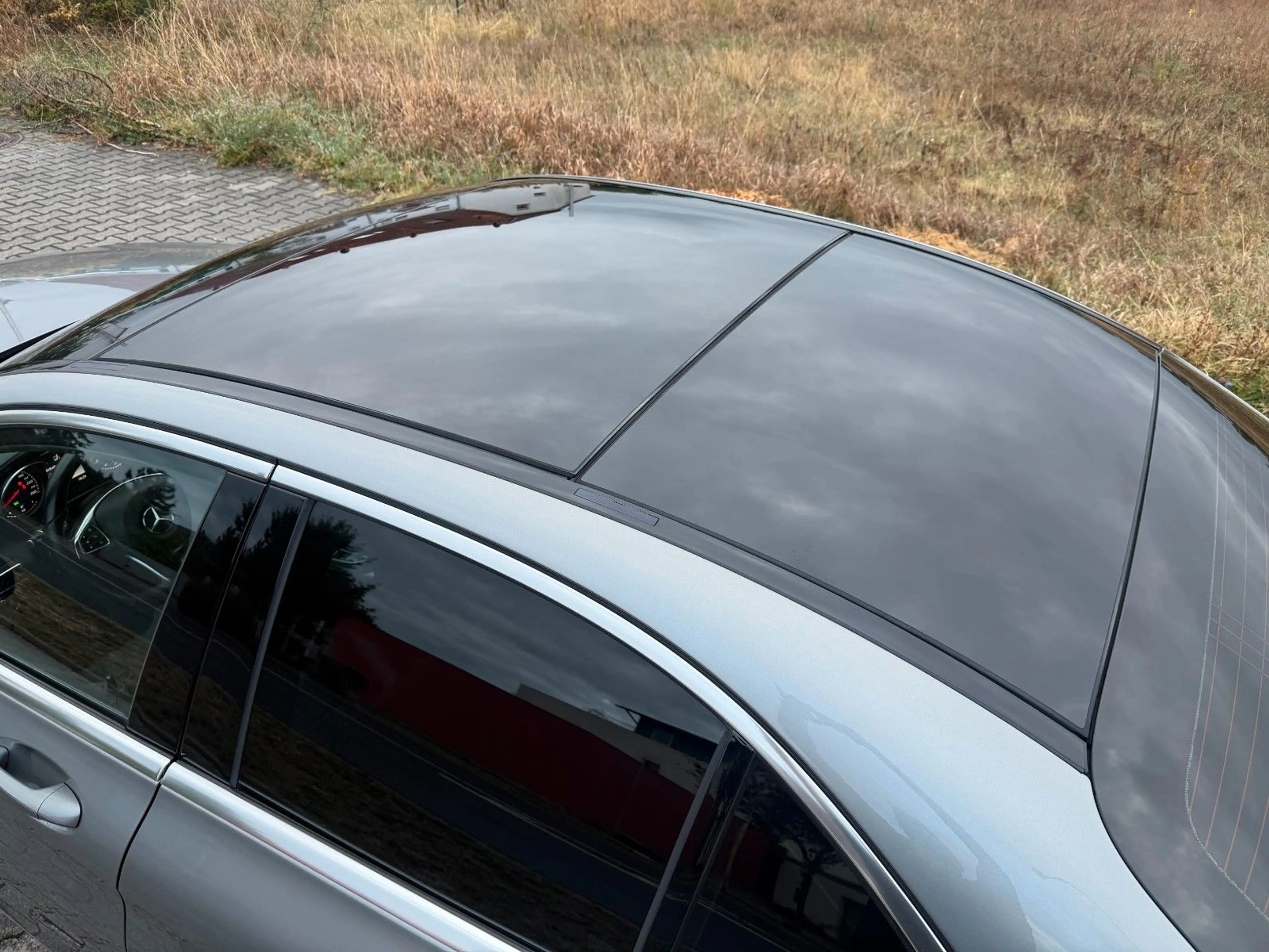 Mercedes-Benz C 250 AMG LINE*PANO*DISTRONIC*LEDER*COMAND*VOLL* — photo 15