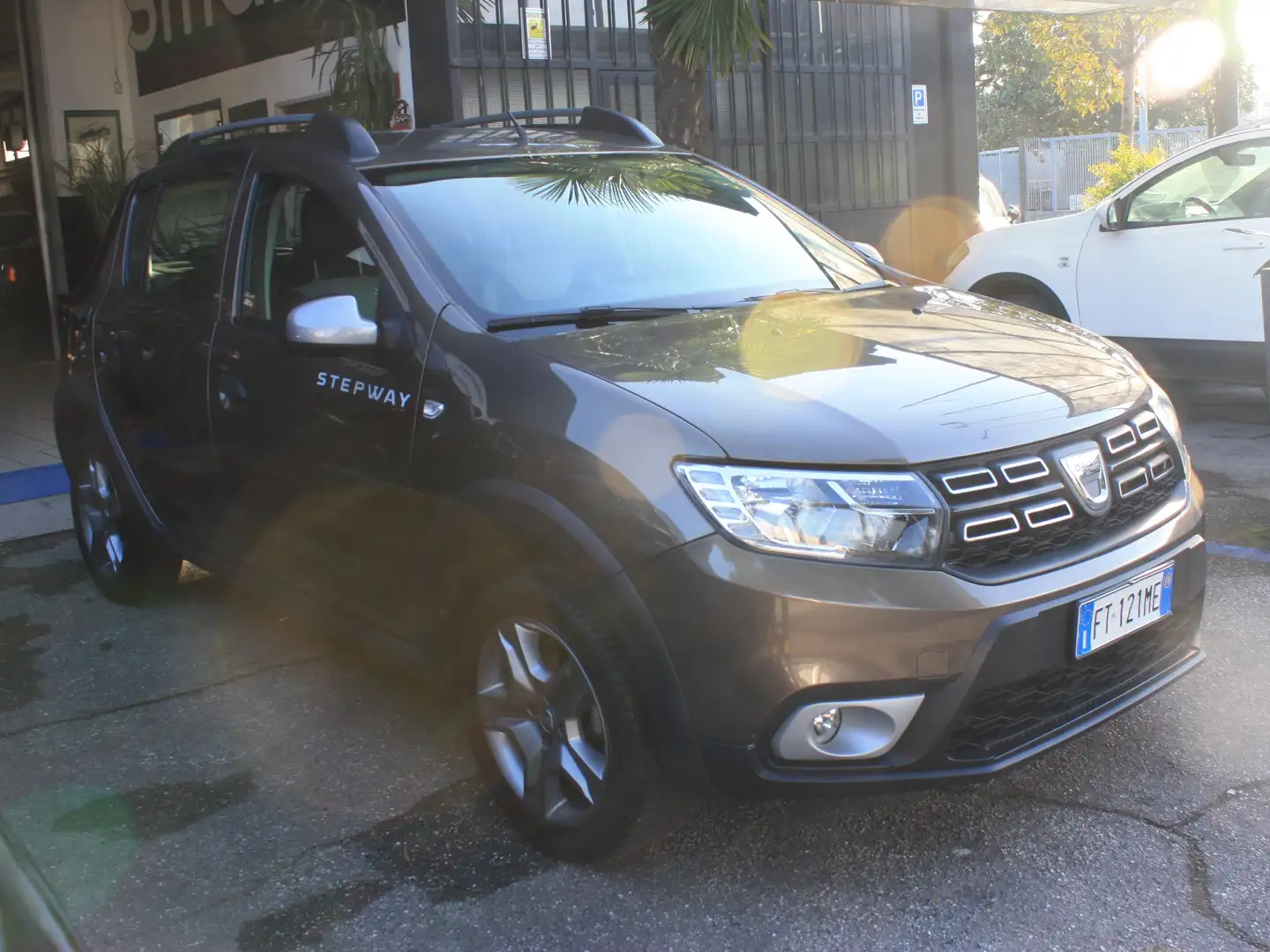 Dacia Sandero Sandero II 2019 Stepway 1.5 blue dci Marrone - 2