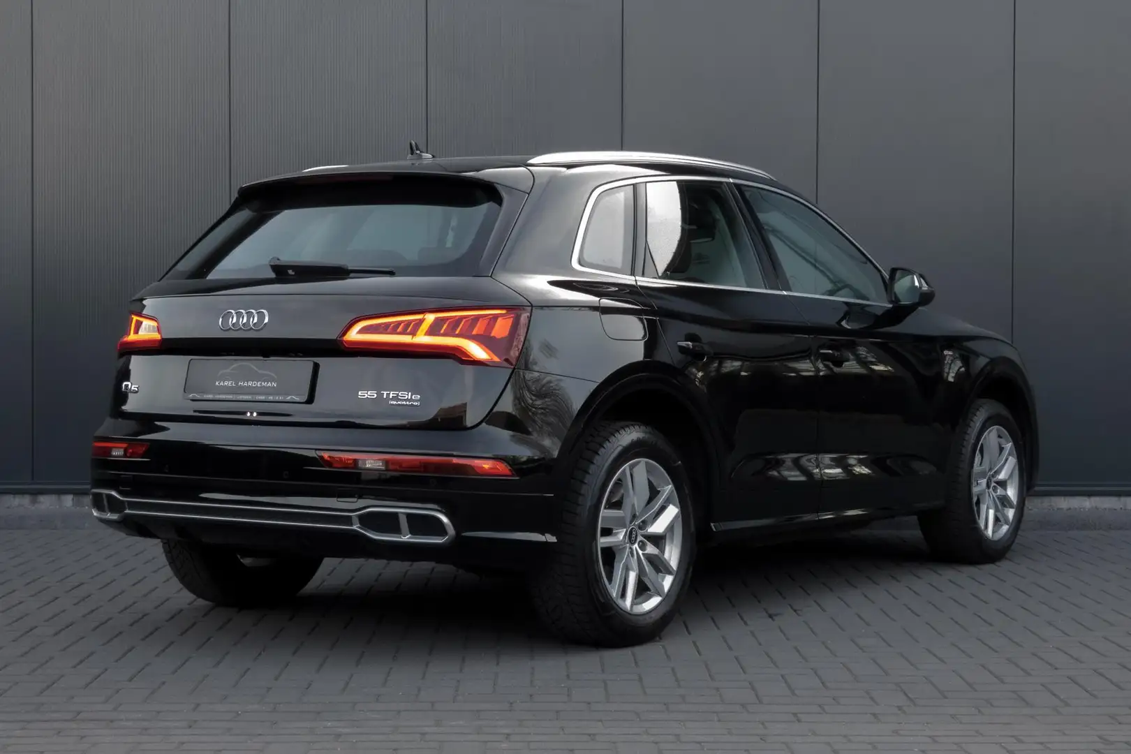 Audi Q5 55 TFSI e quattro Competition | S-LINE | ADAPTIVE Noir - 2