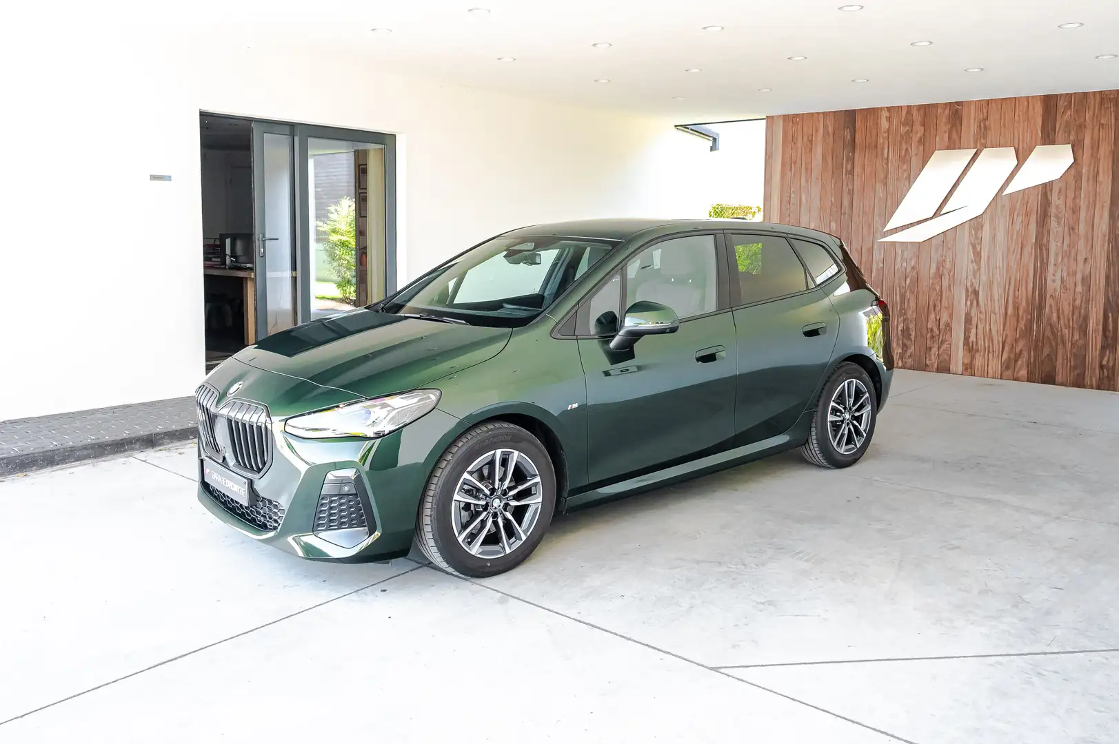 BMW 218 i, M pack, 360° camera, Head-up,Zetelverwarming Groen - 2