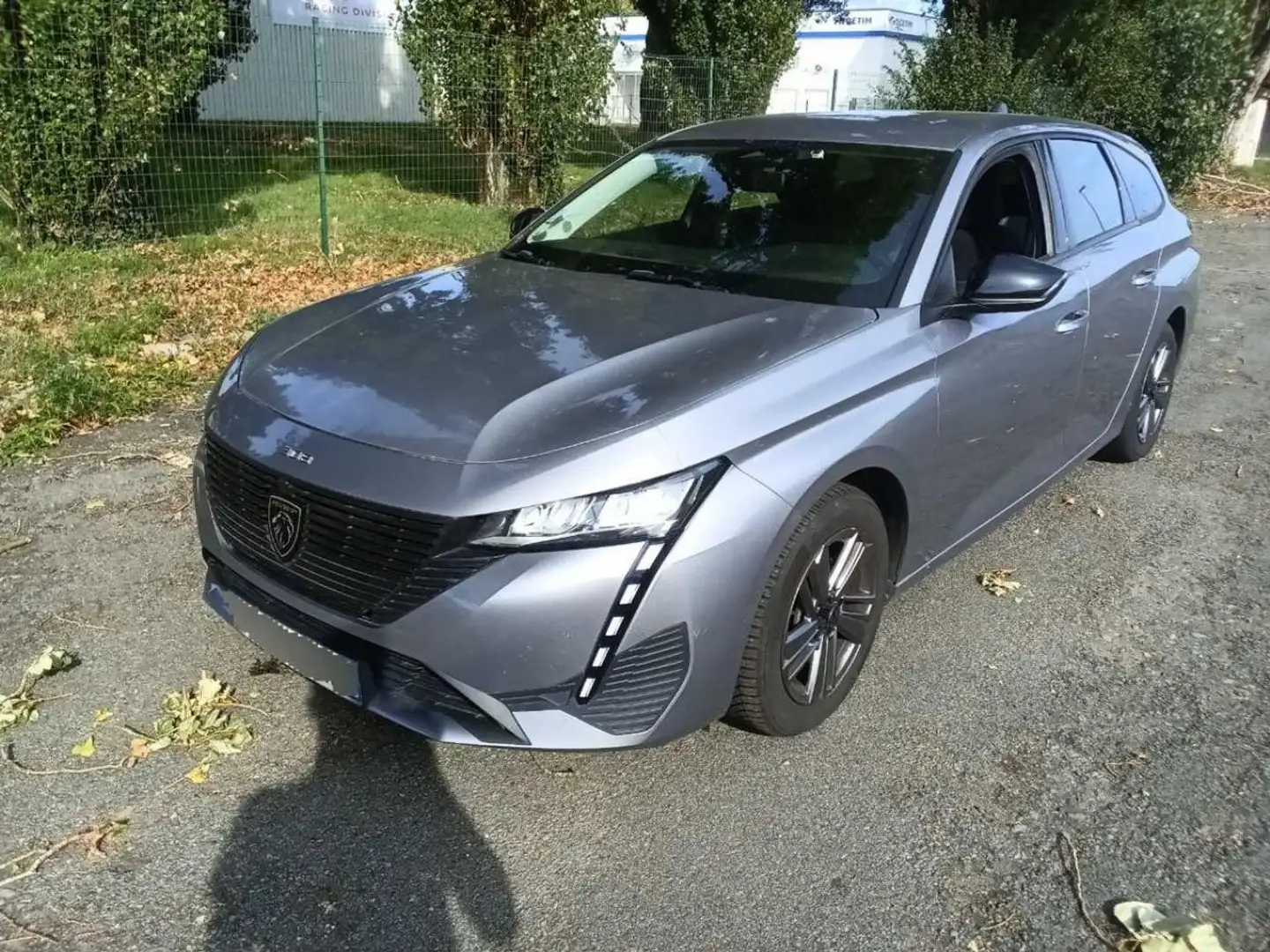 Peugeot 308 SW 1.5 BlueHDi S\u0026S - 130 - BV EAT8  III SW 2021 BREAK Active Pack PHASE 1 Gris - 1