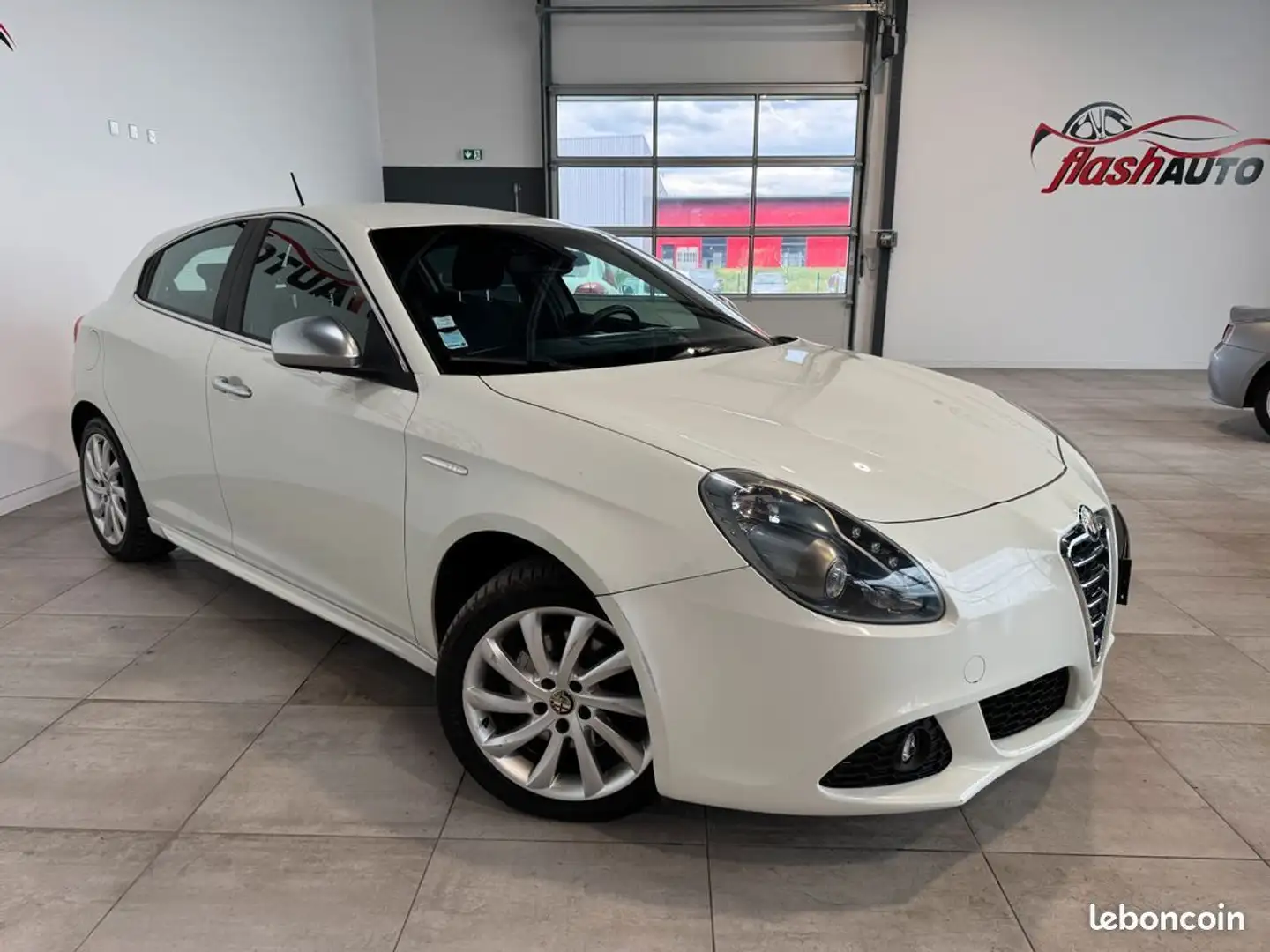 Alfa Romeo Giulietta III 2.0 JTDM S&S 140cv-2012 Blanc - 2